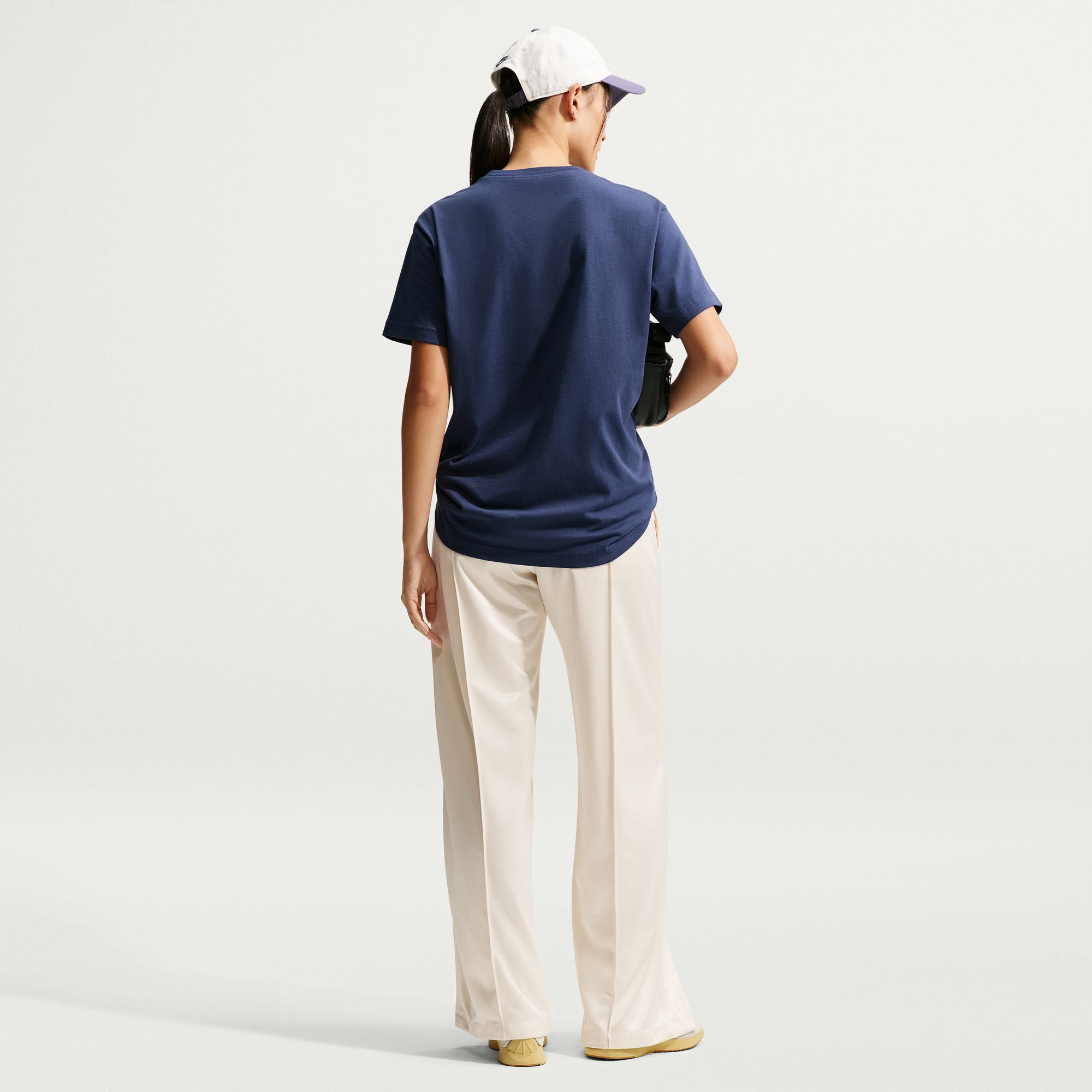 Nike Sportswear Classic image number 1