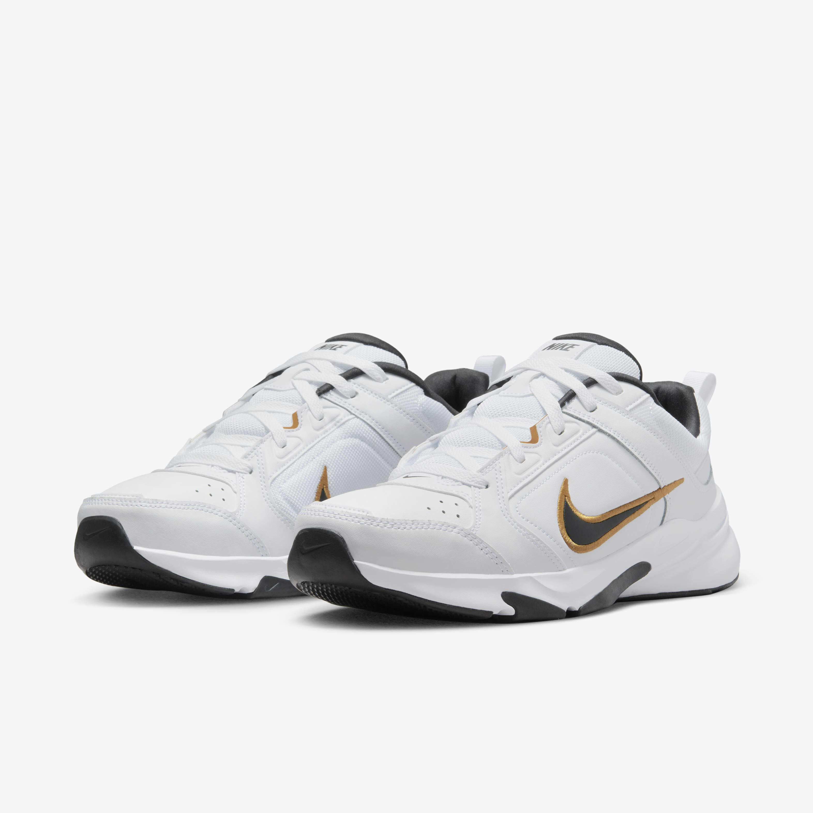 Nike Defy All Day image number 4