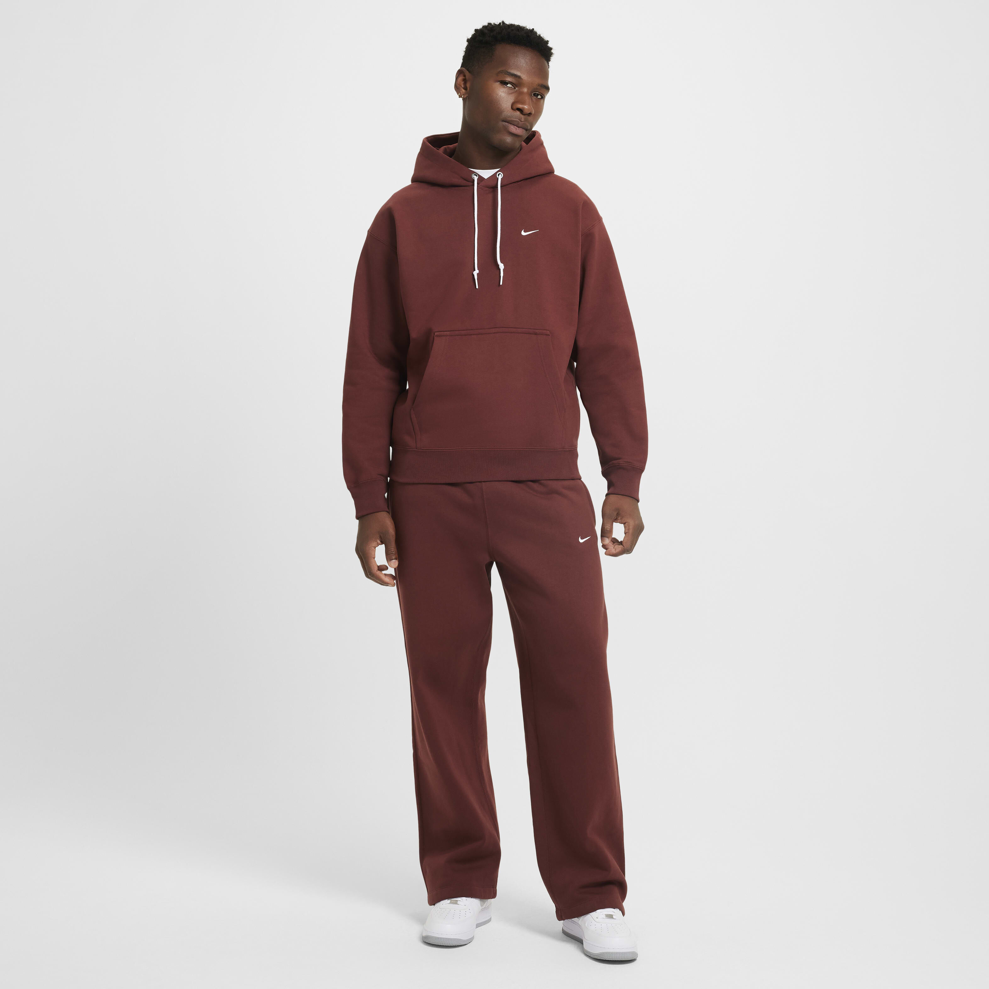 Nike Solo Swoosh image number 6