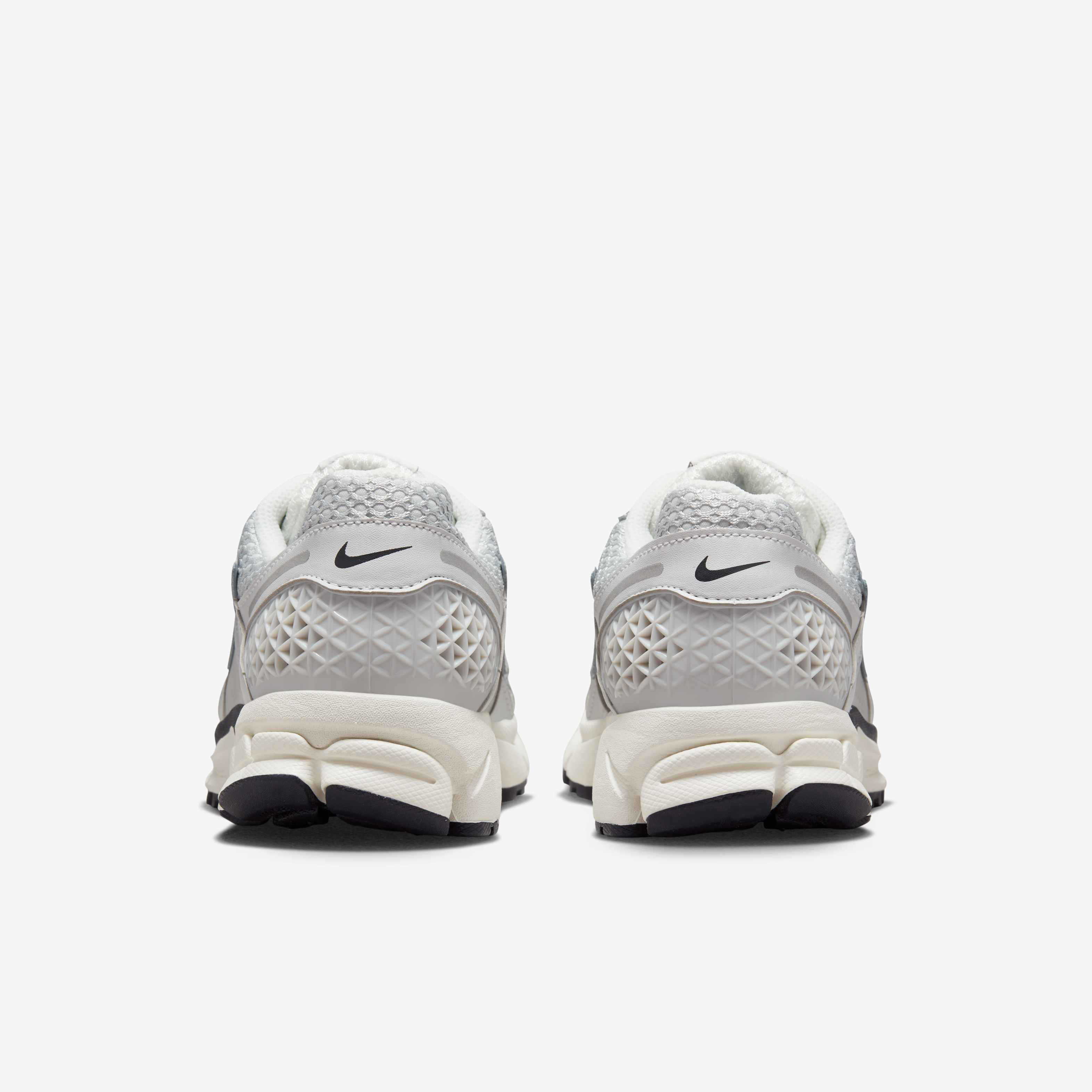 Nike Zoom Vomero 5 image number 5