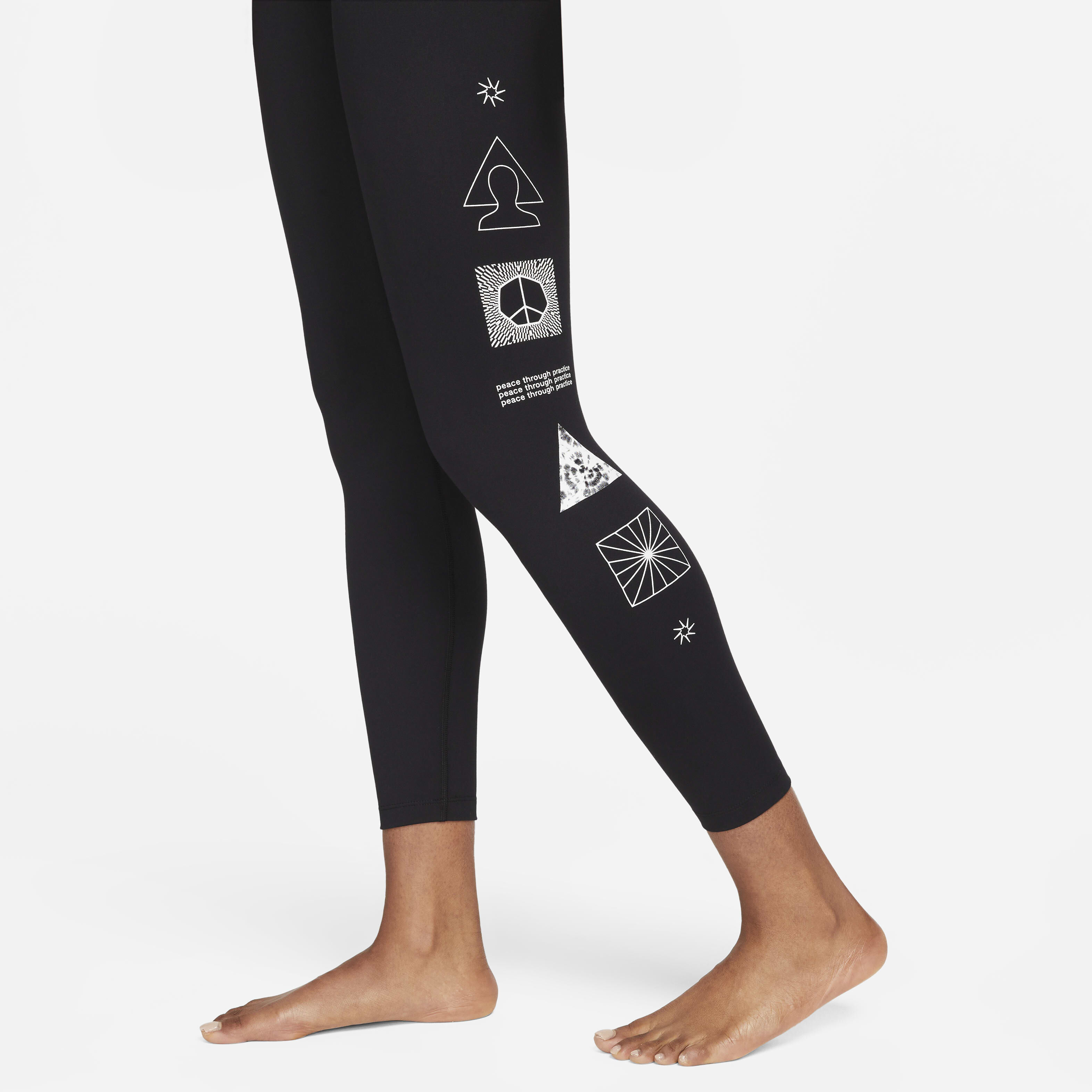 نايكي يوغا image number 2