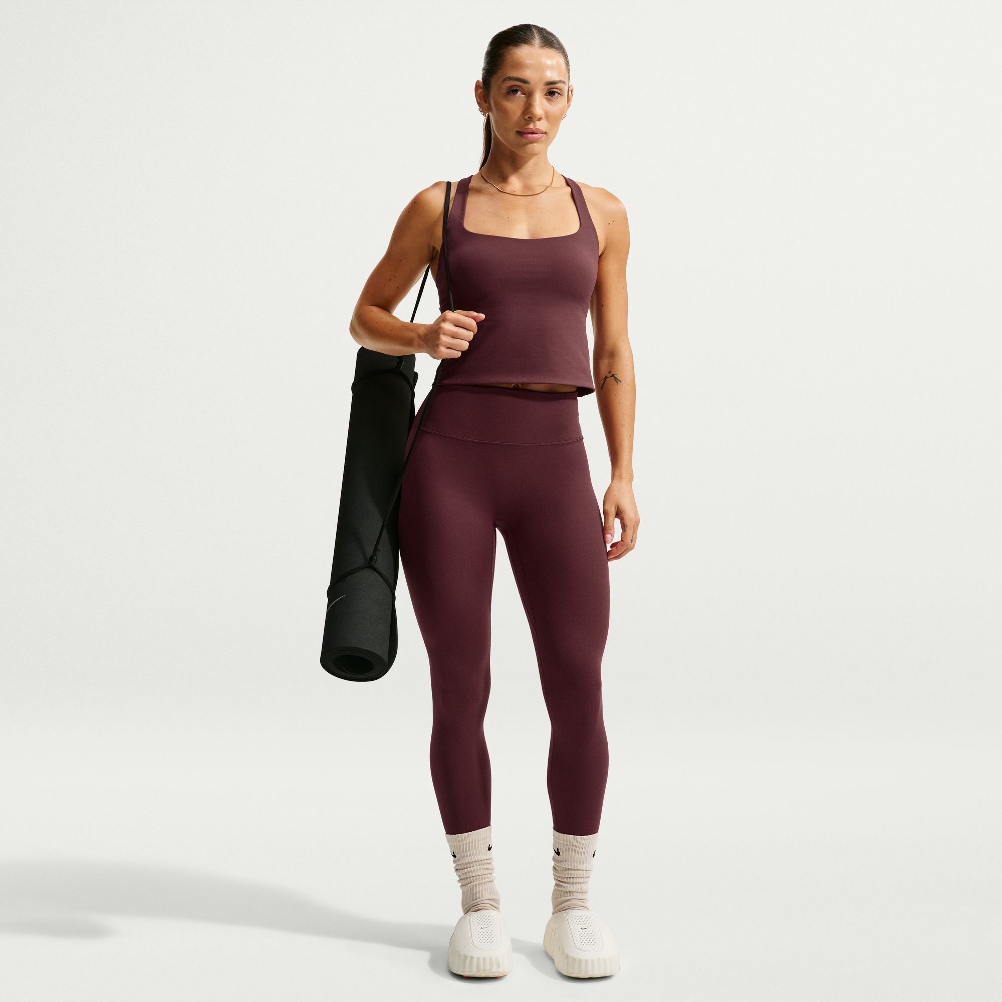 Nike Zenvy image number 0