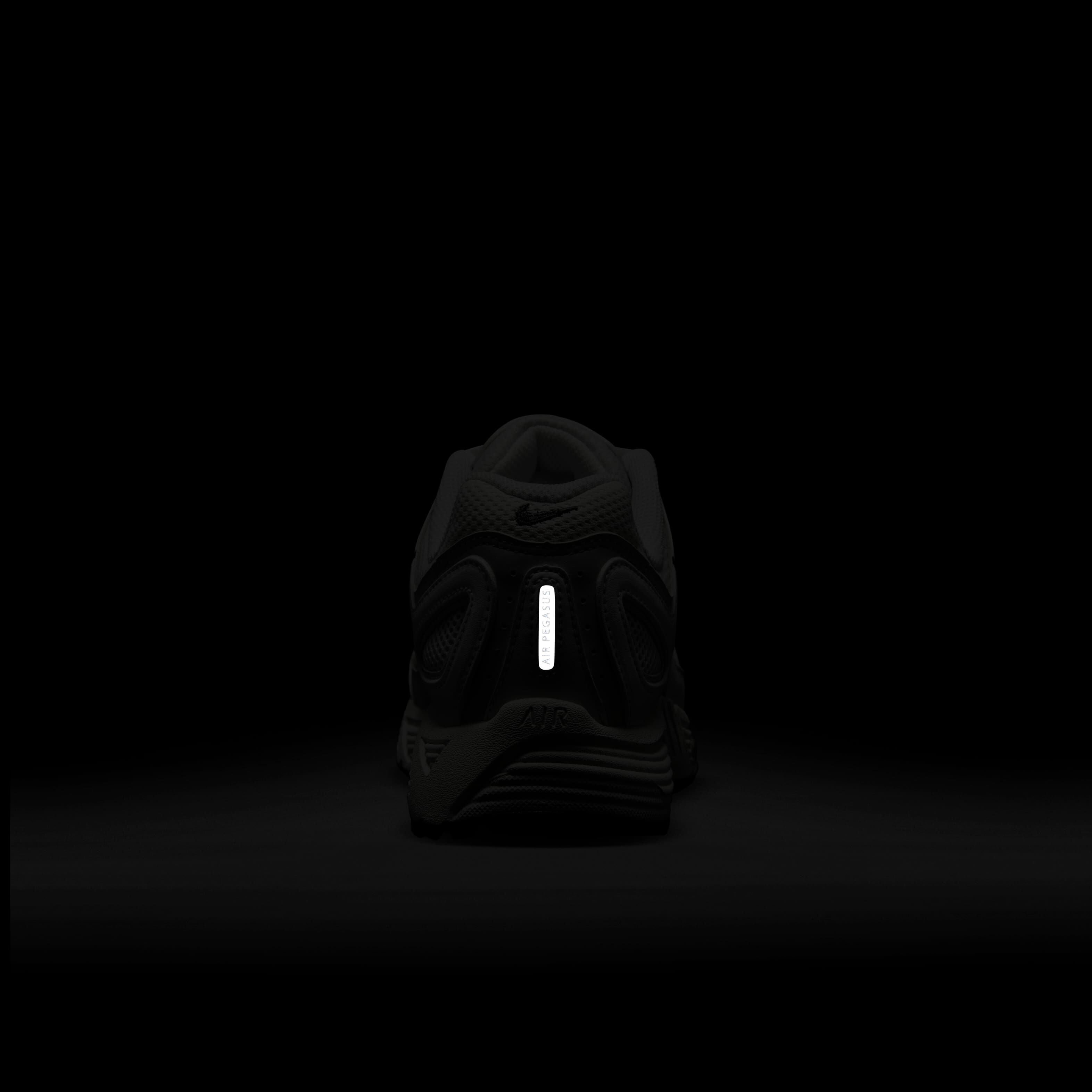 Nike Air Pegasus 2005 image number 9