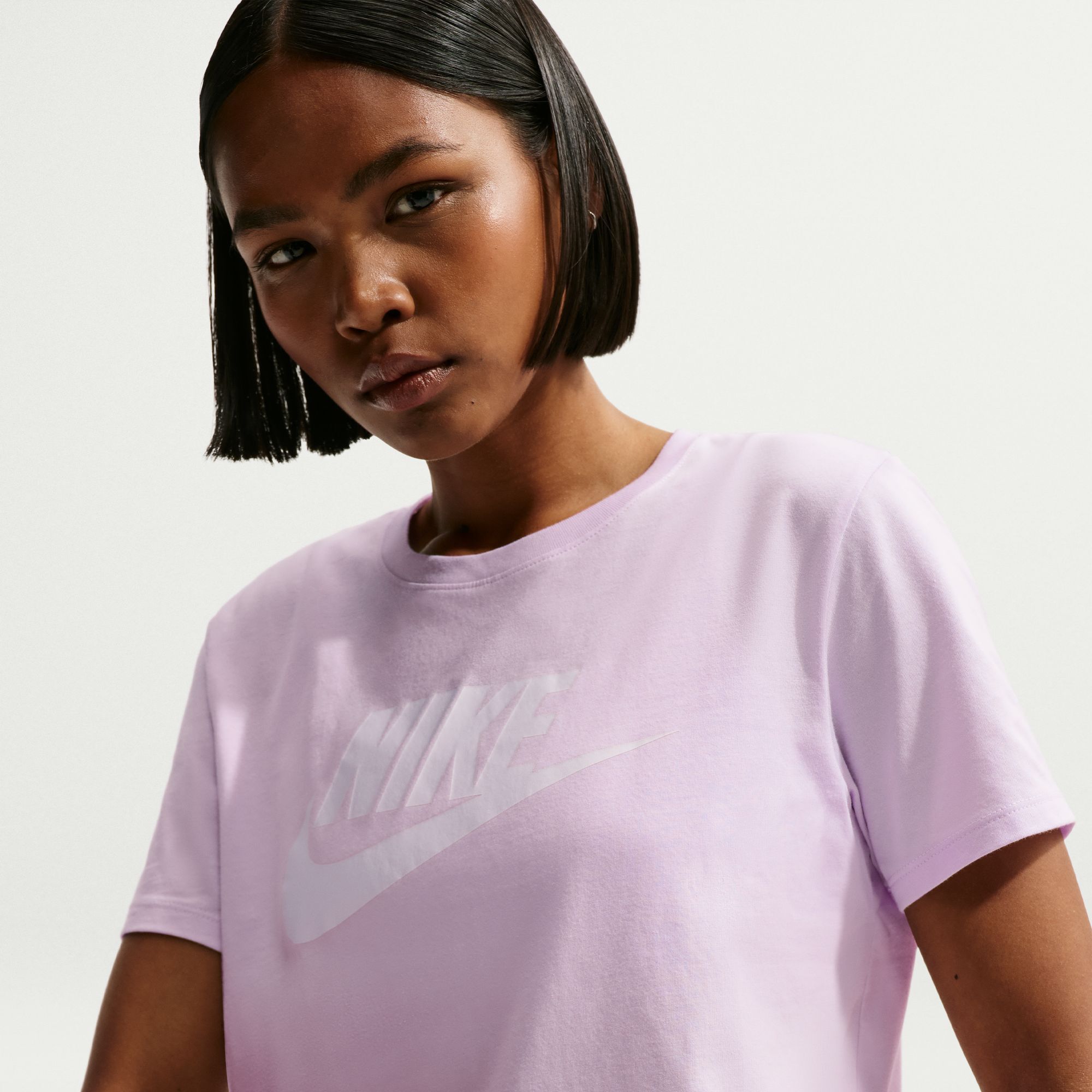 Nike Sportswear Essentials image number 4