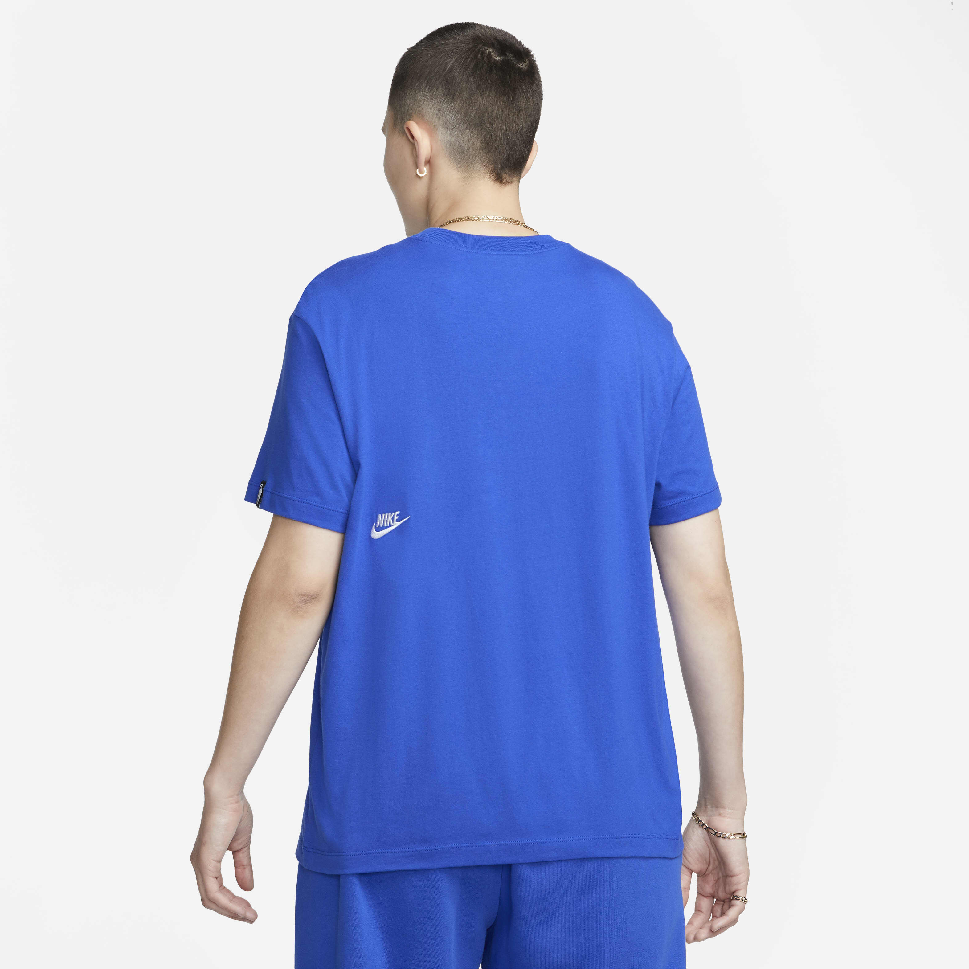 نايكي سبورتسوير image number 1