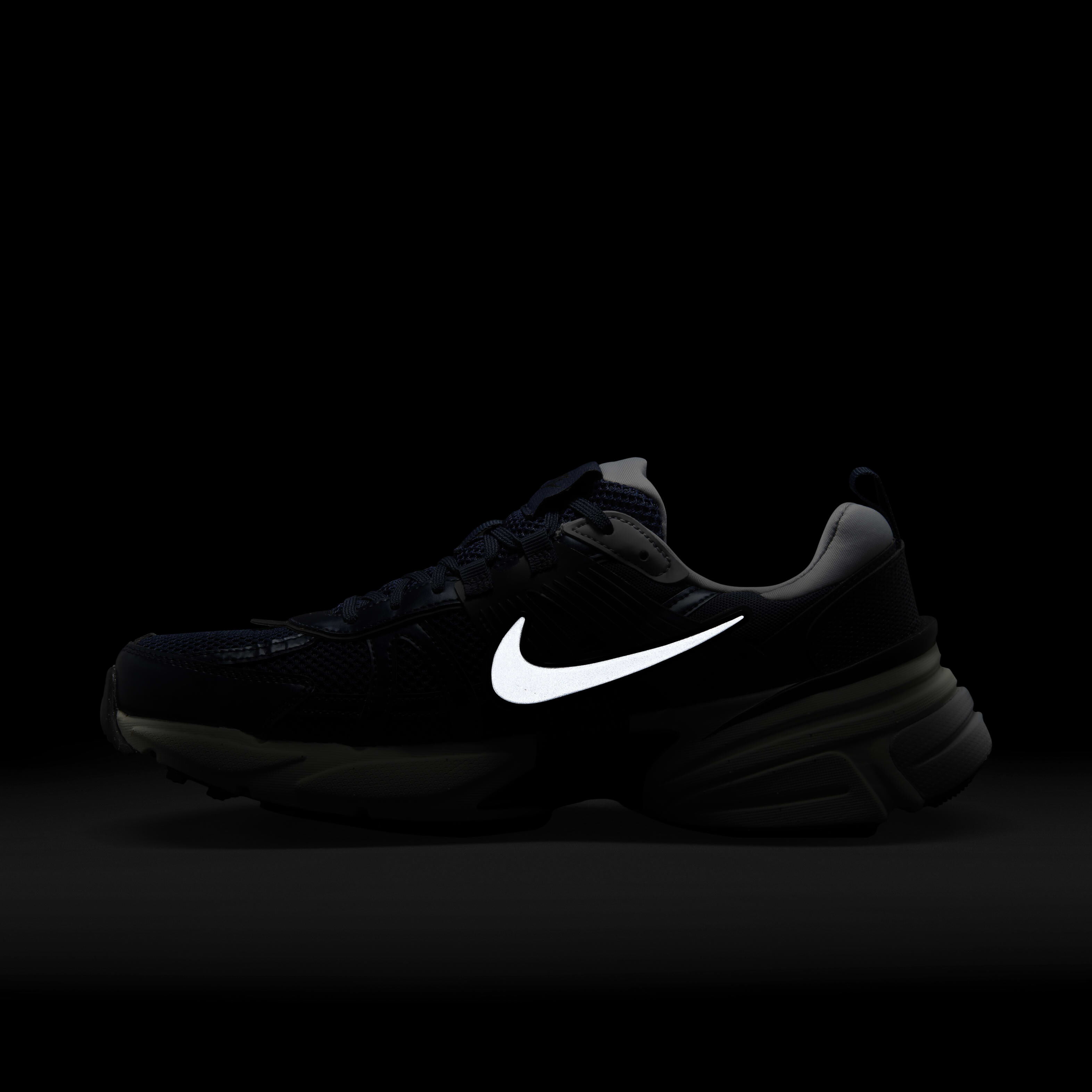 ★Nike★ V2K Run M Obsidian Thunder Blue Wolf Gray Platinum Nike V2K Run - Obsidian / Obsidian / Thunder Blue / Wolf – Kith