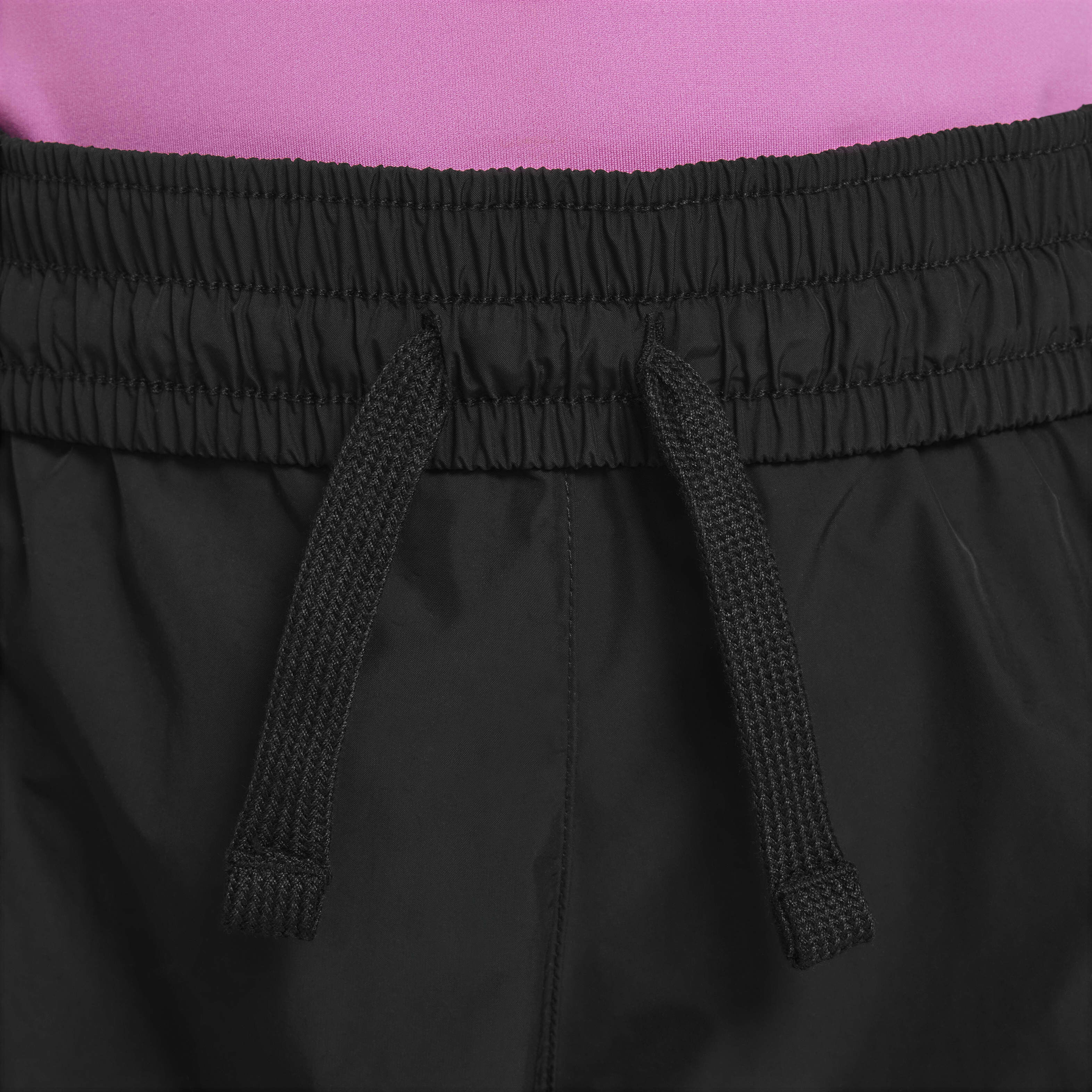 نايكي سبورتسوير image number 2