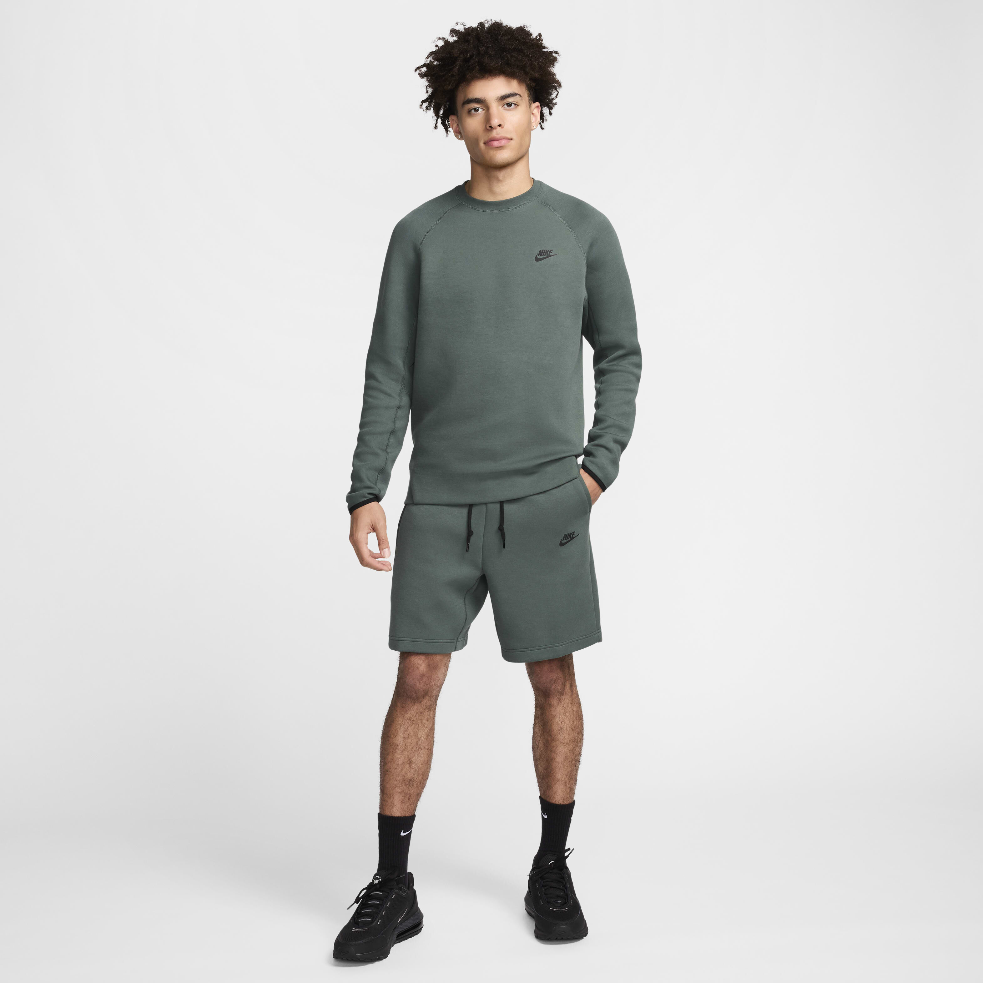 Nike Sportswear Tech Fleece image number 7