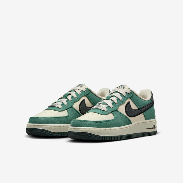Nike Air Force 1 LV8 image number 4 Nike Air Force 1 LV8 image number 4