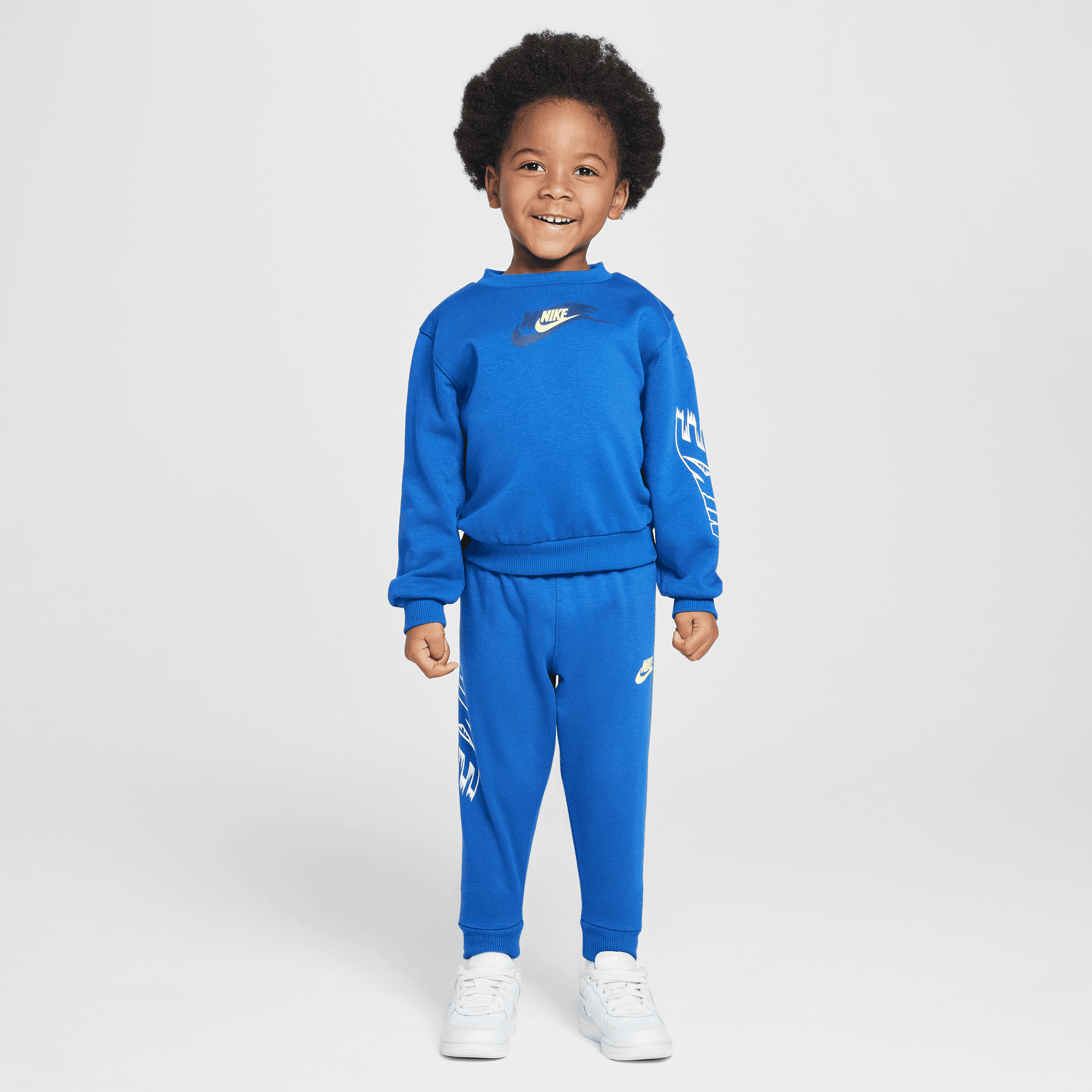 نايكي سبورتسوير image number 0