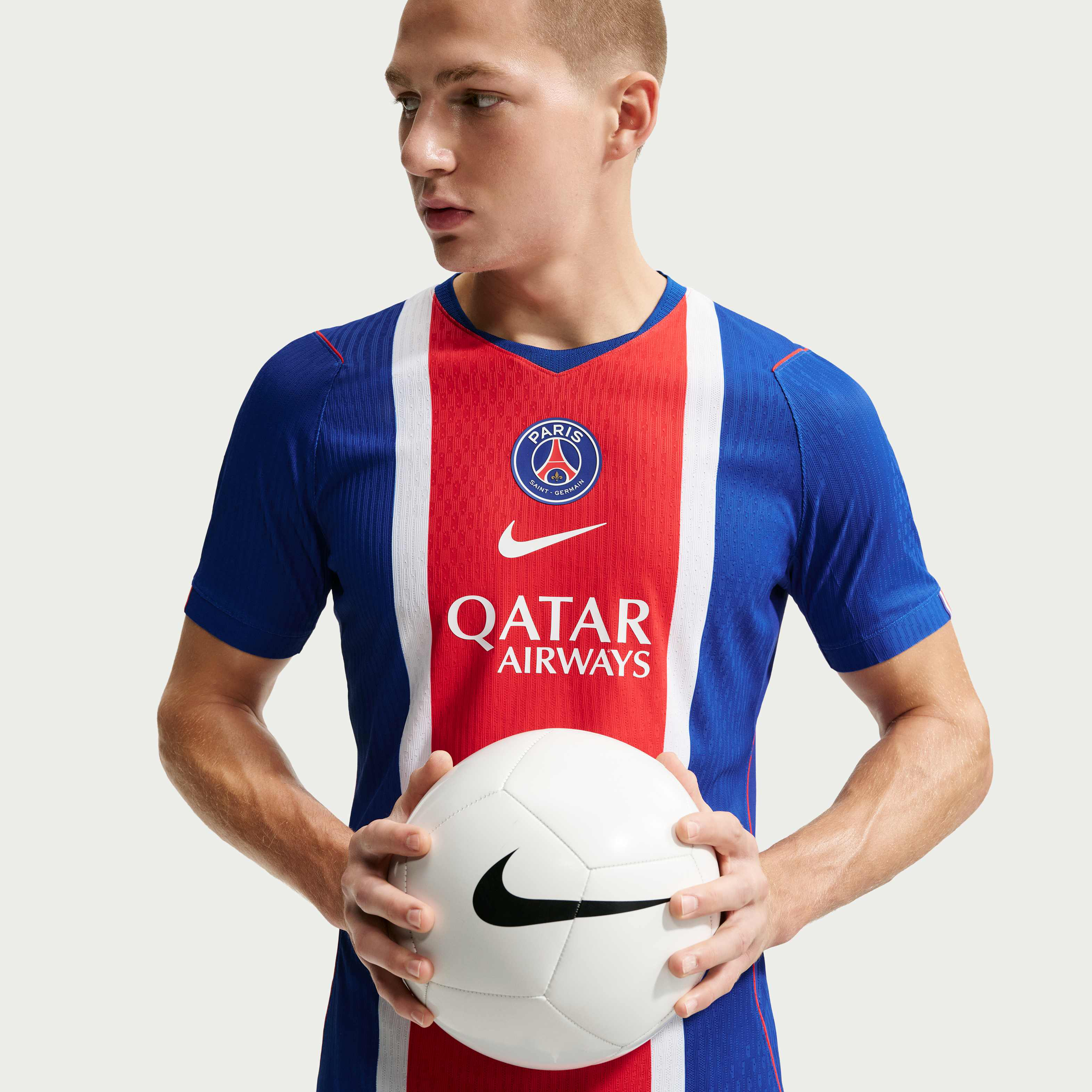 Paris Saint-Germain 2026/27 Match Home image number 0
