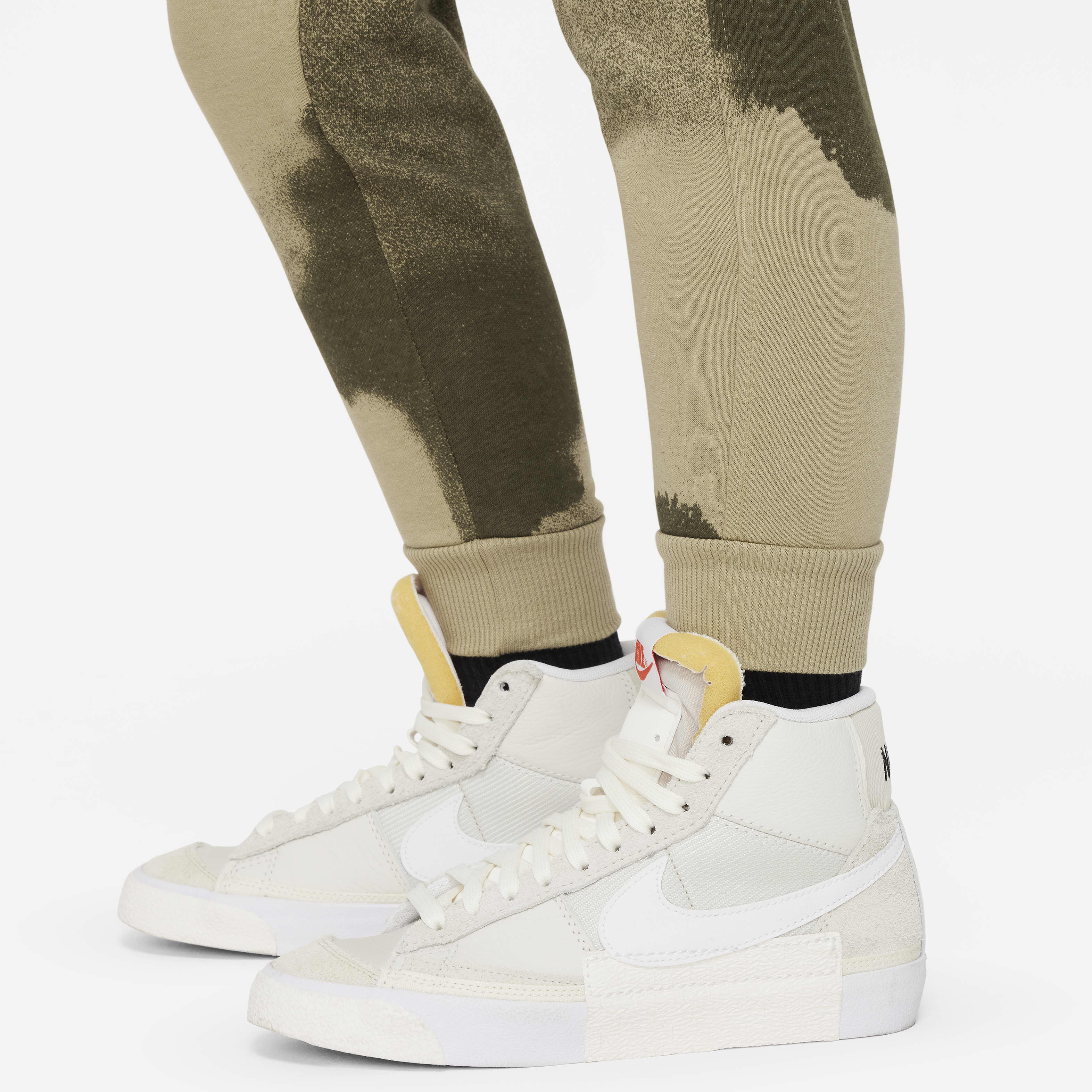 Nike Club Fleece image number 4