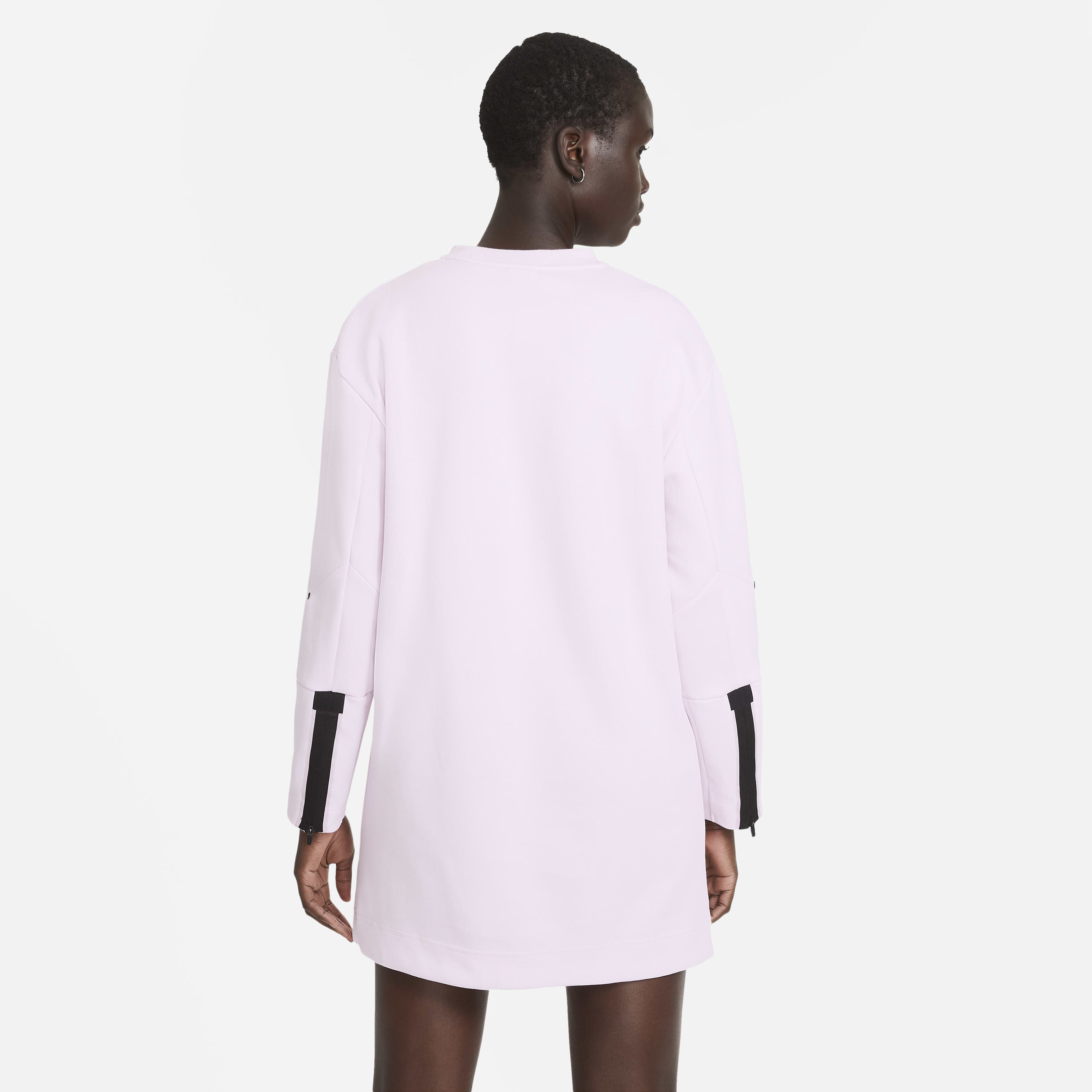 فستان سبورتسوير تك فليس اسينشال للنساء image number 1