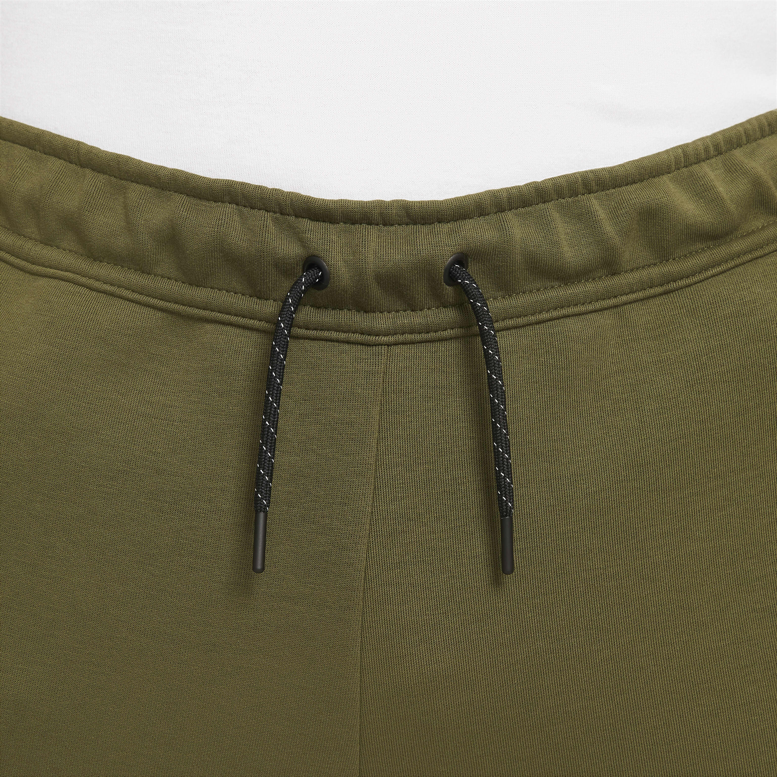 Nike Sportswear Tech Fleece image number 8