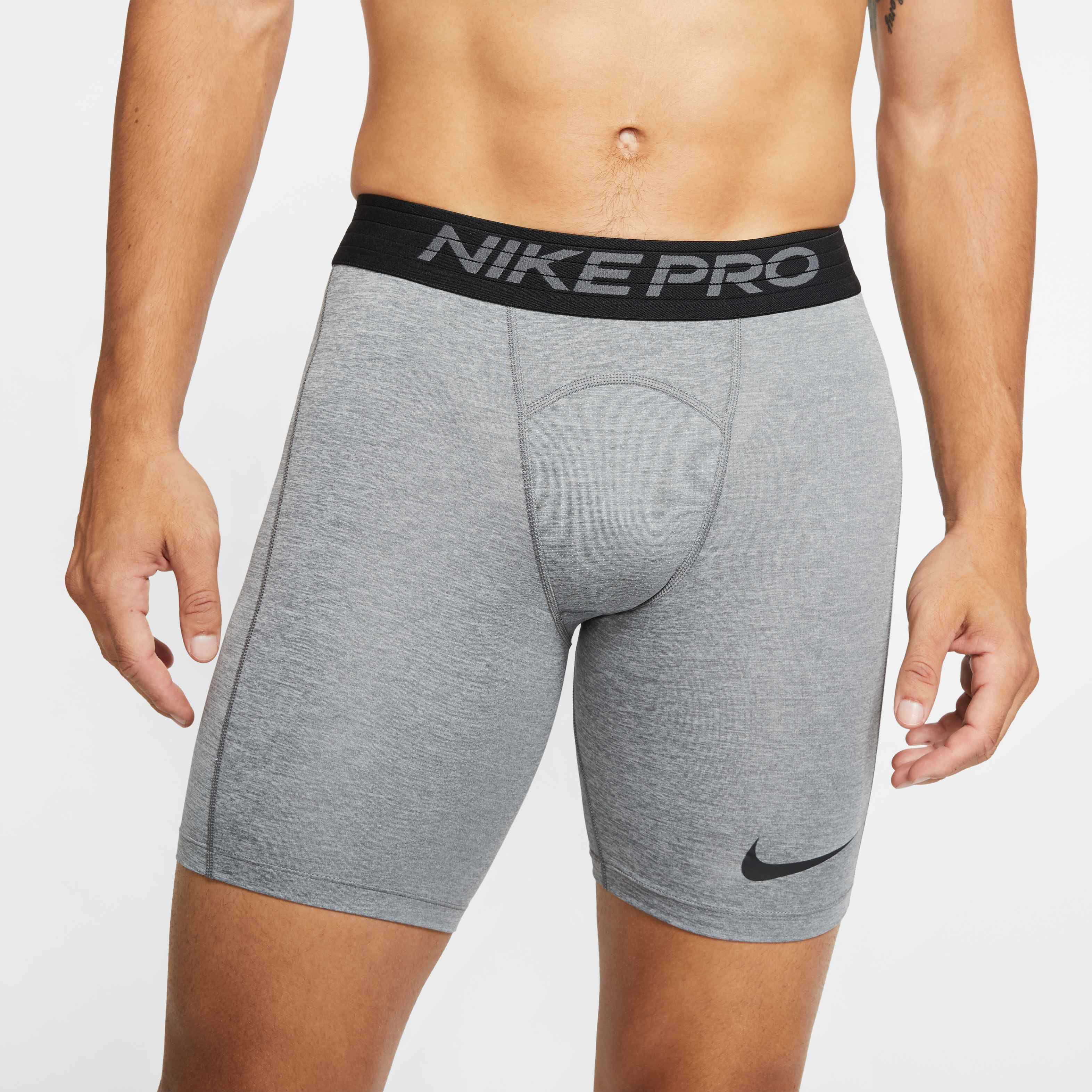 Nike Pro image number 0