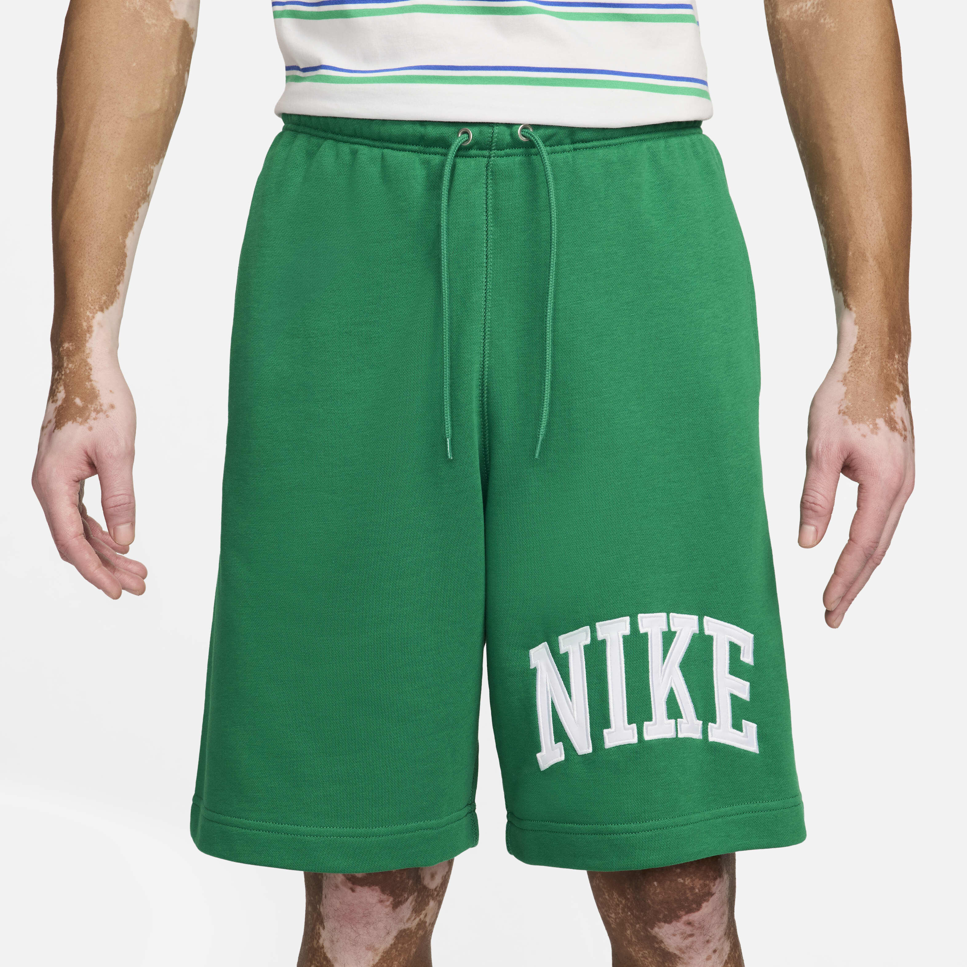 Nike Sportswear Club image number 1