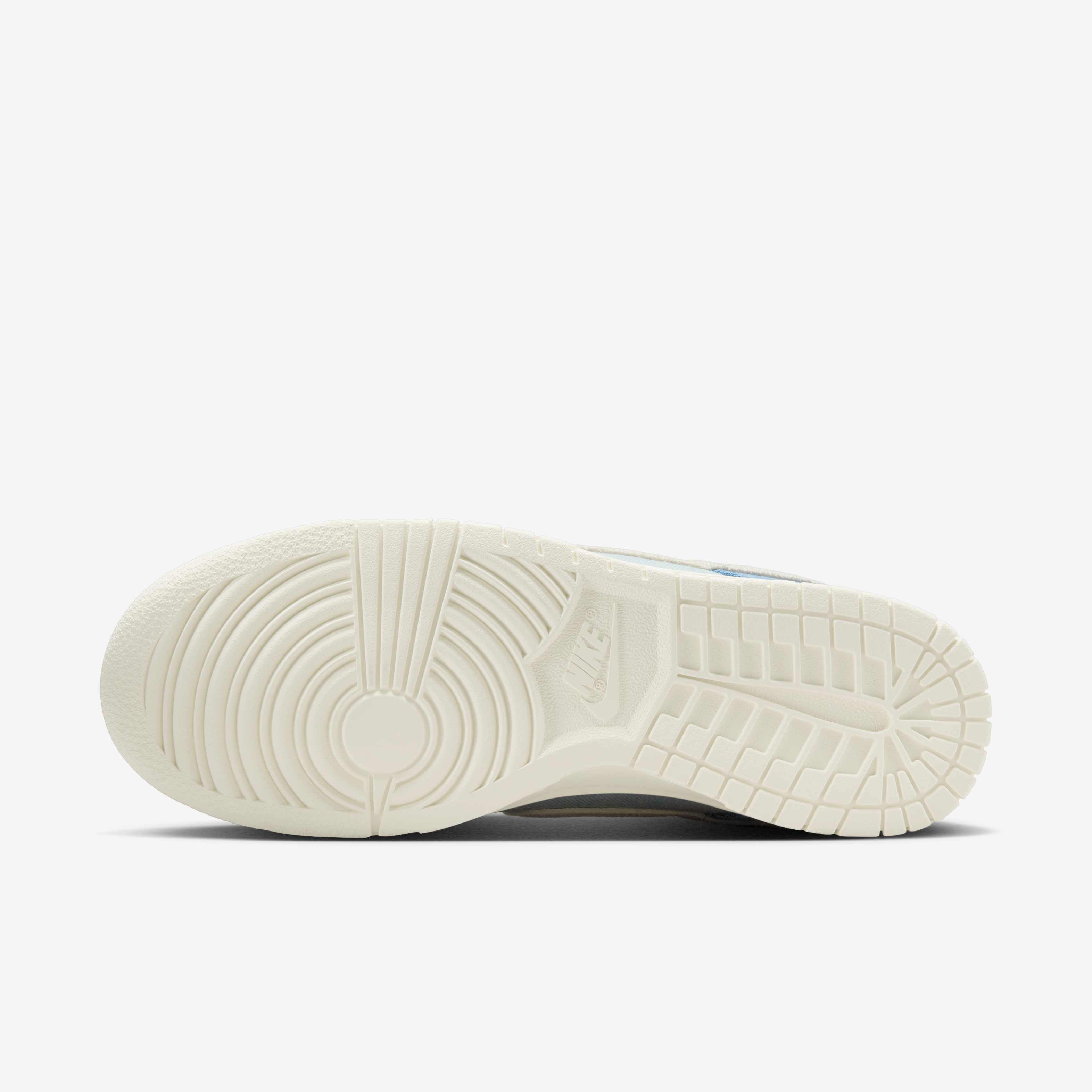 نايكي دانك لو image number 1