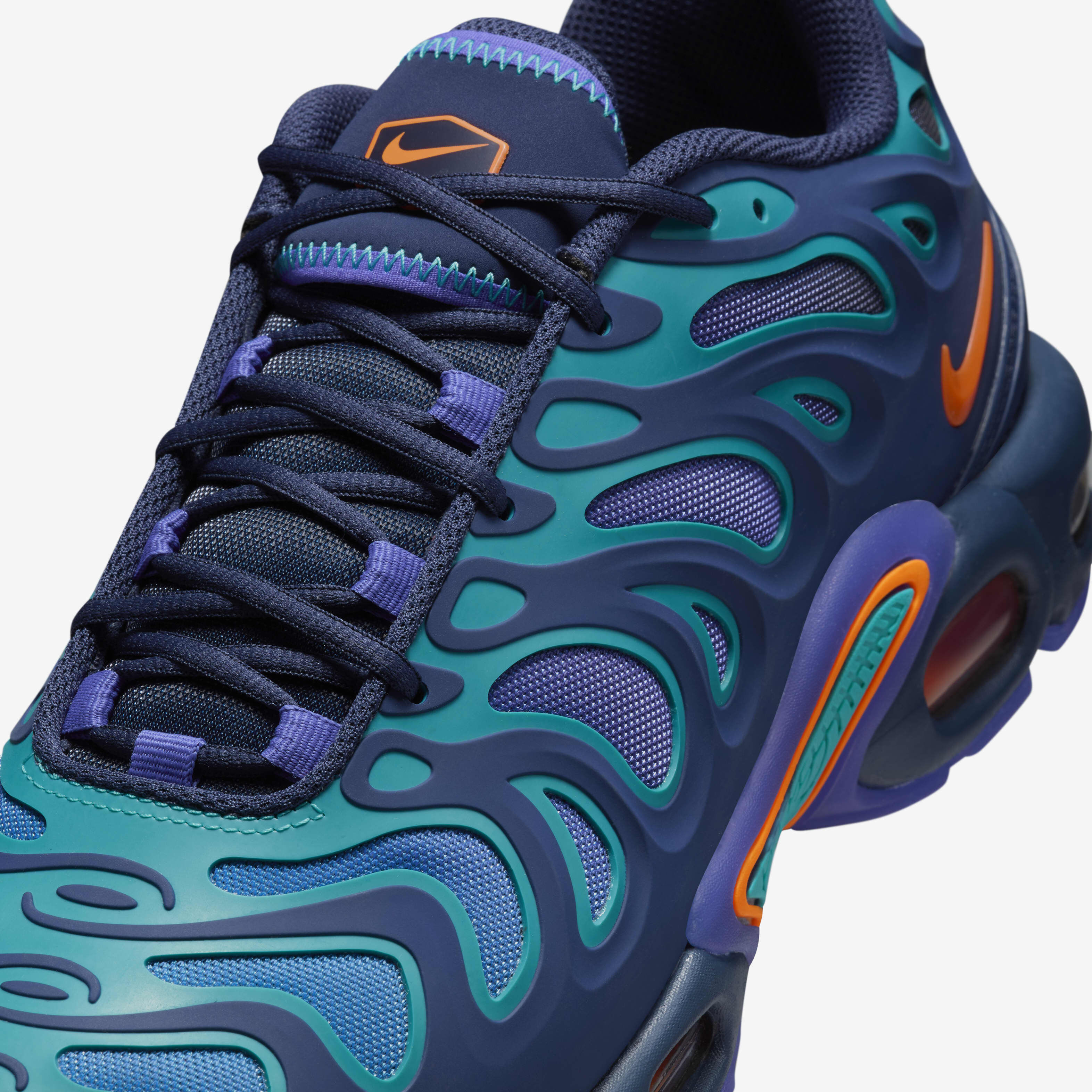 Nike Air Max Plus Drift image number 6