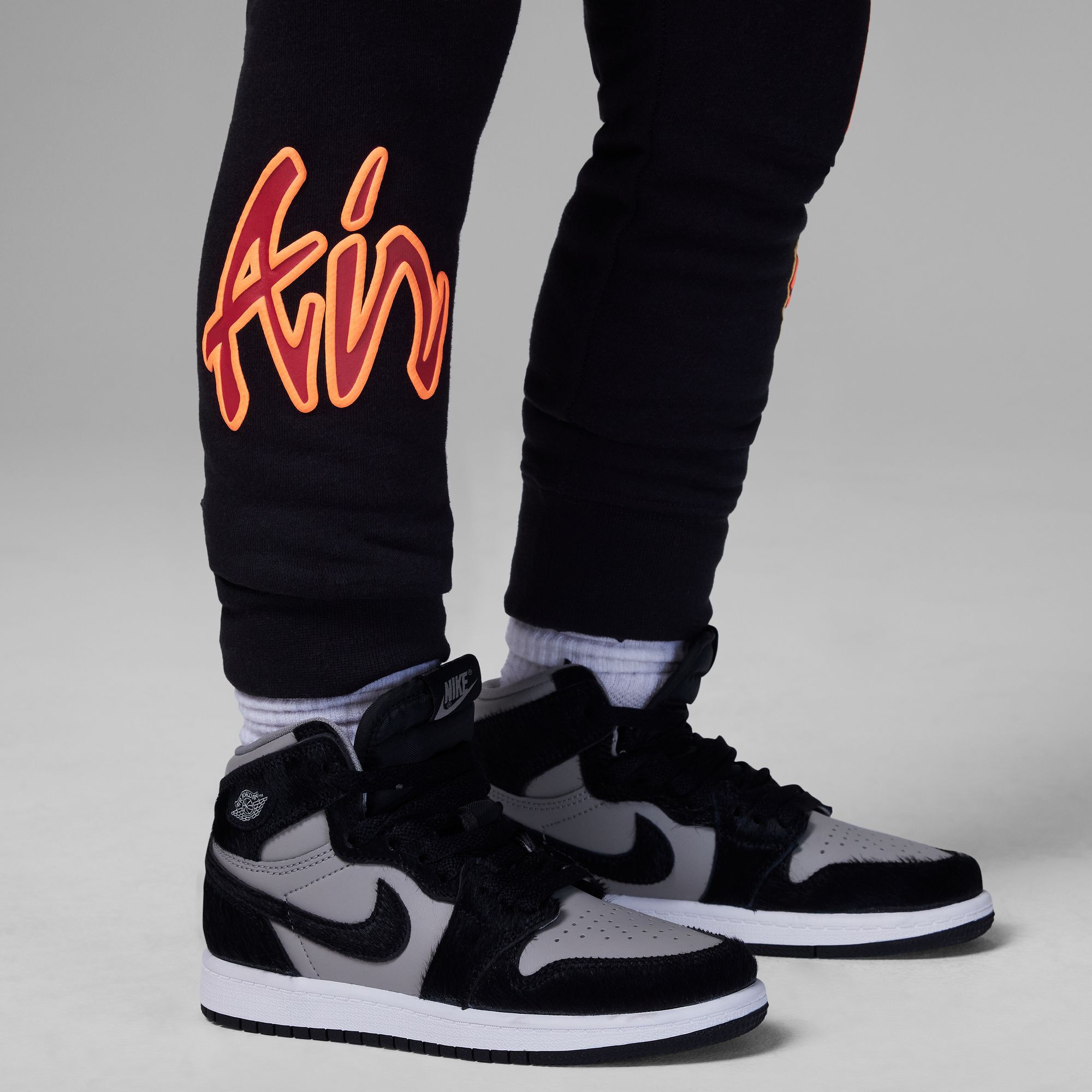 Jordan Patch Pack Fleece Pants image number 3
