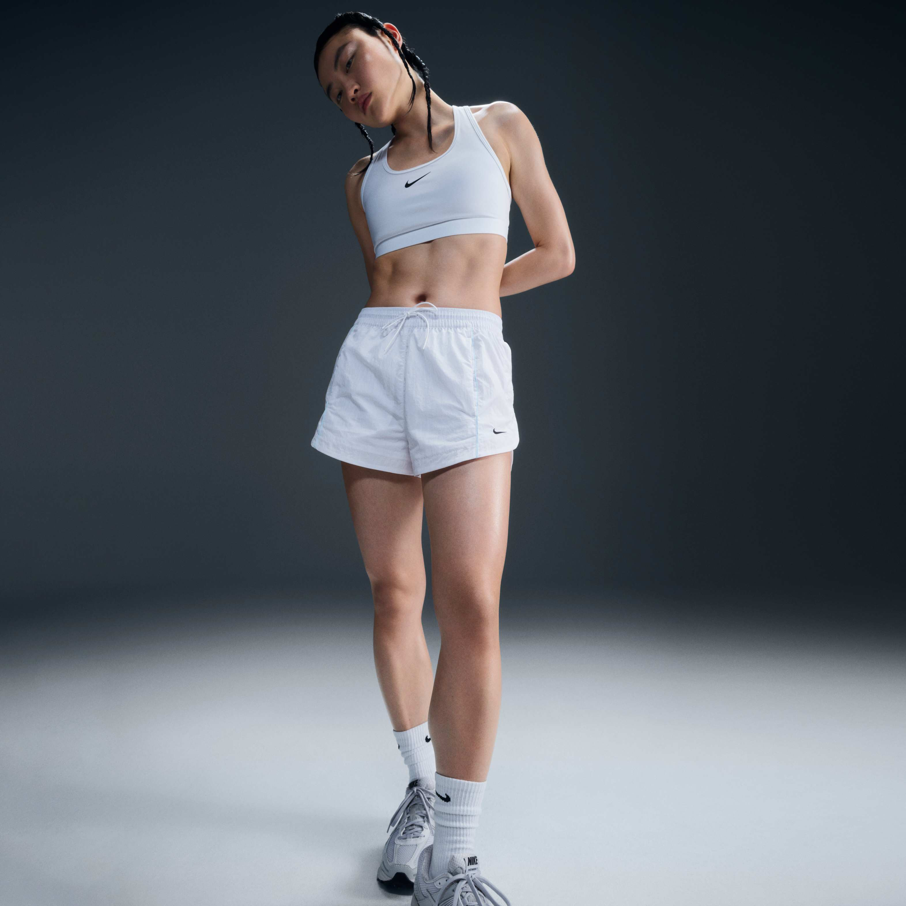 Nike Windrunner image number 3