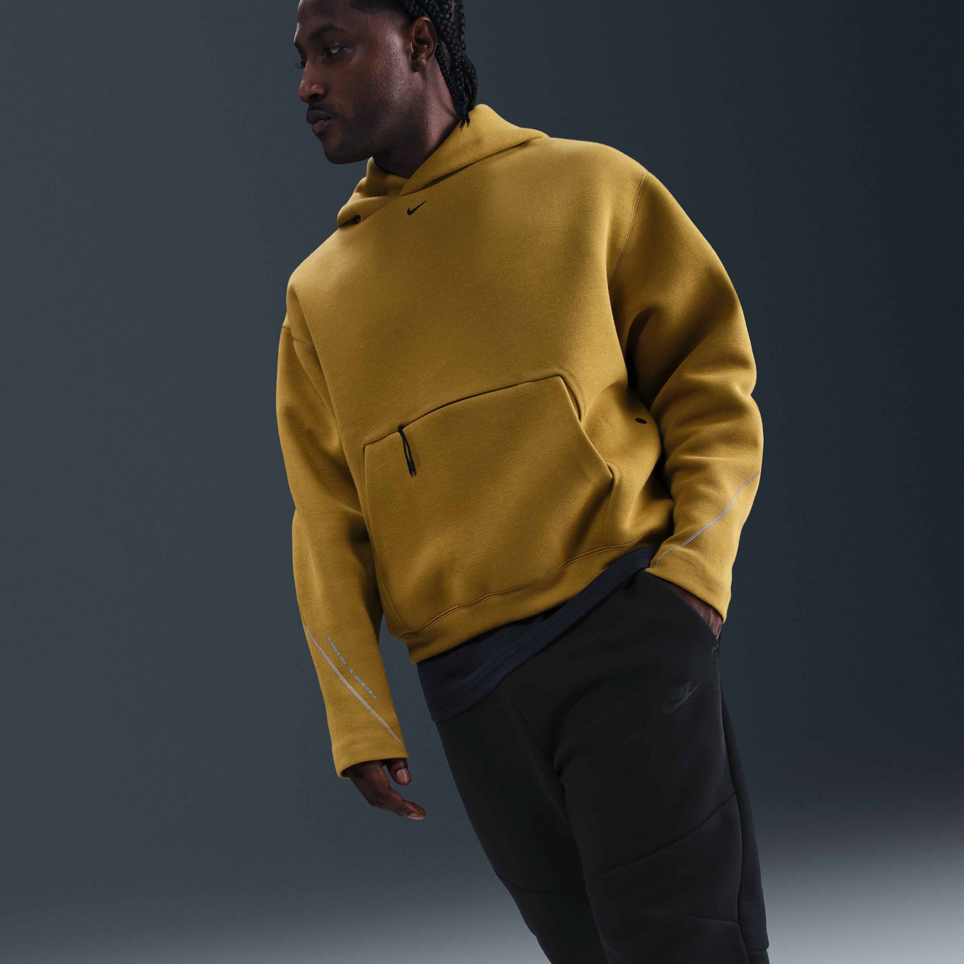 Nike Tech image number 4