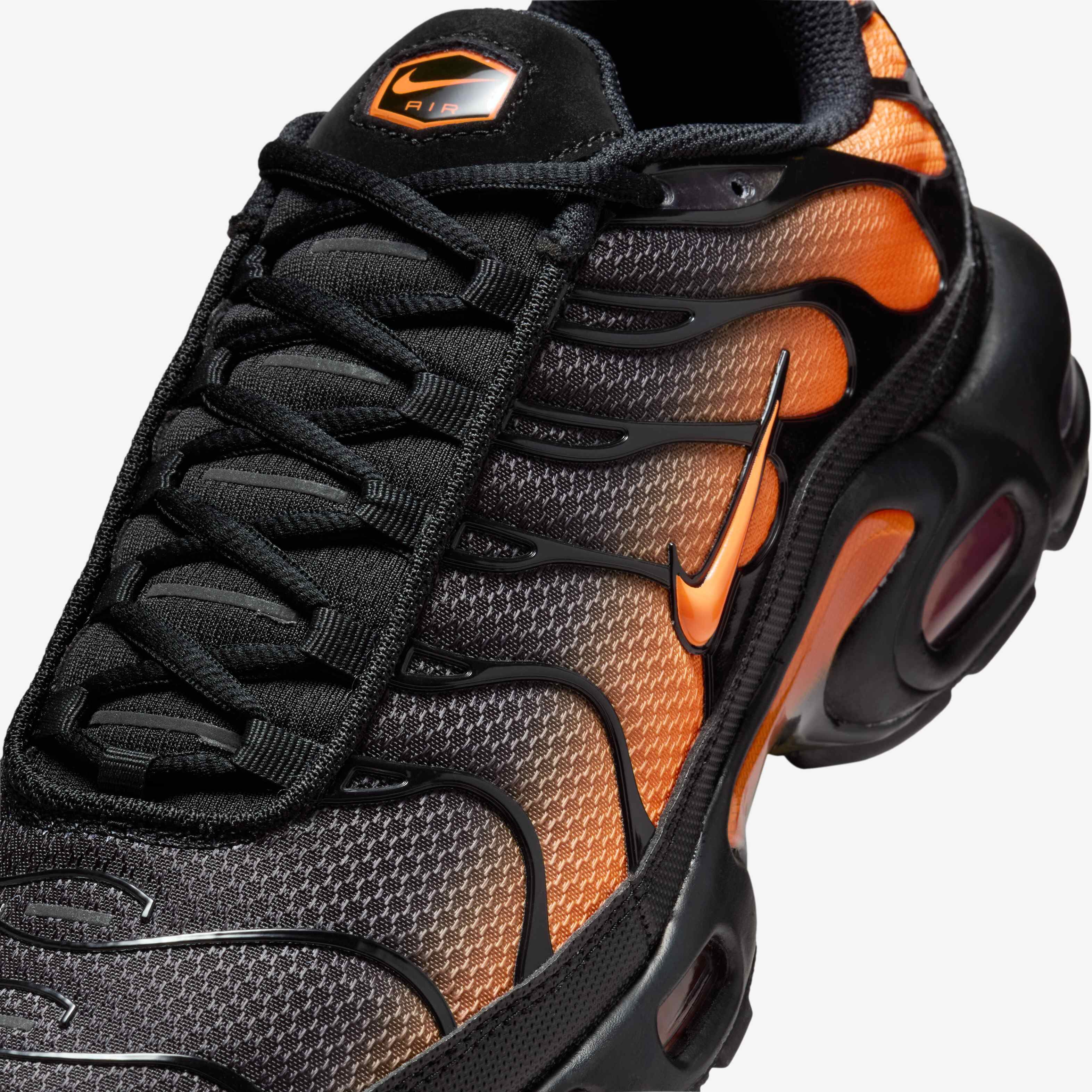 Nike Air Max Plus image number 6