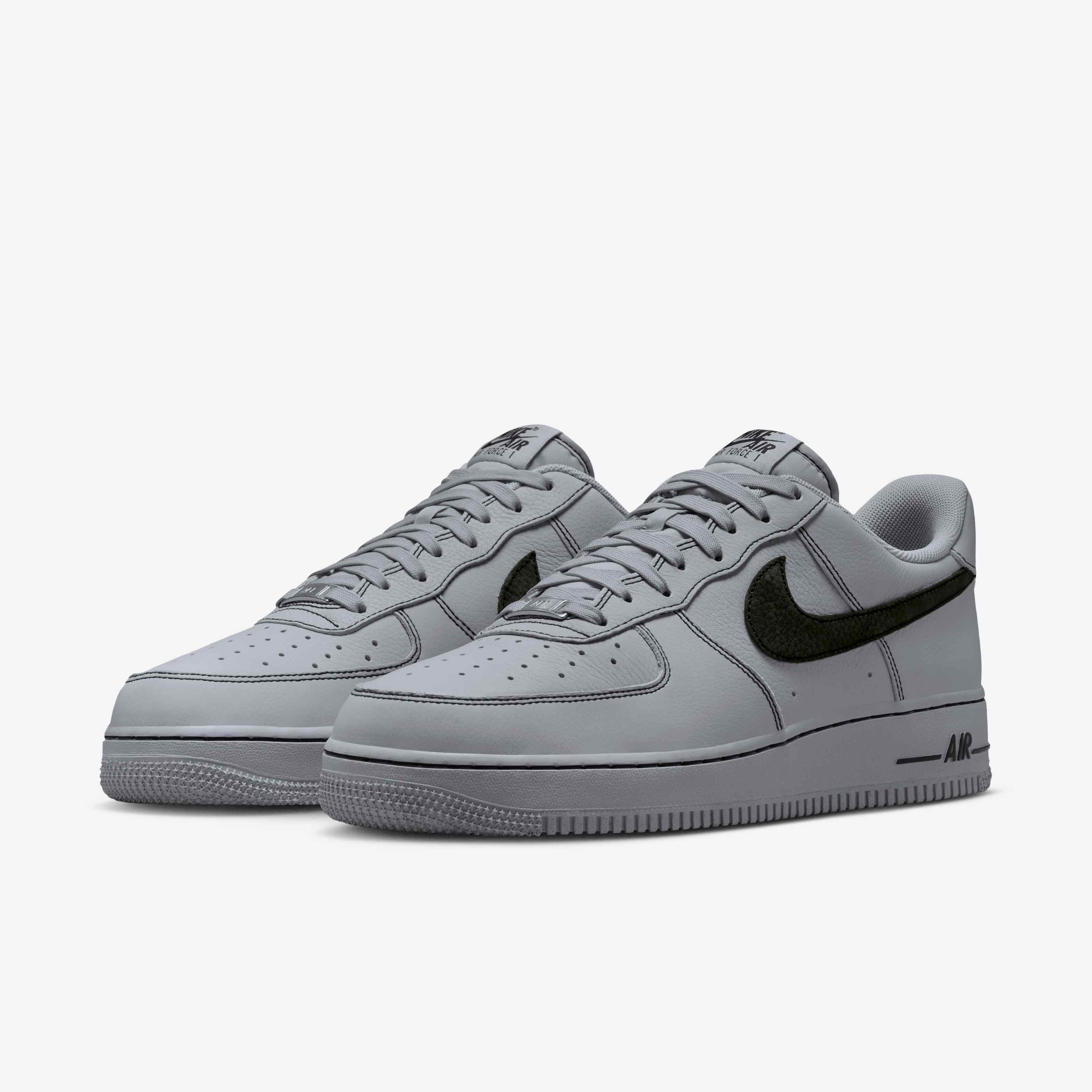 Nike Air Force 1 '07 LV8 image number 4