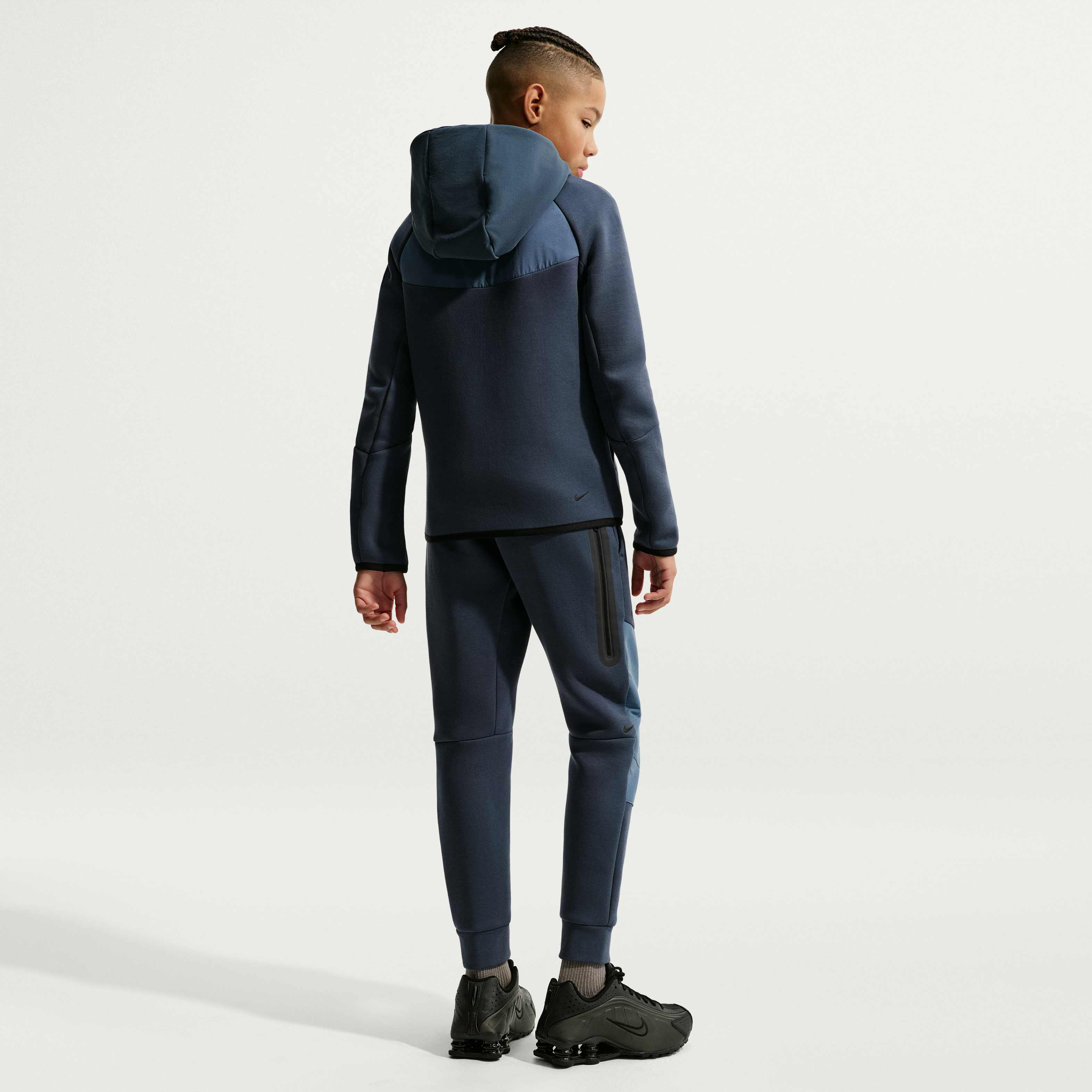 Nike Sportswear Tech Fleece image number 4