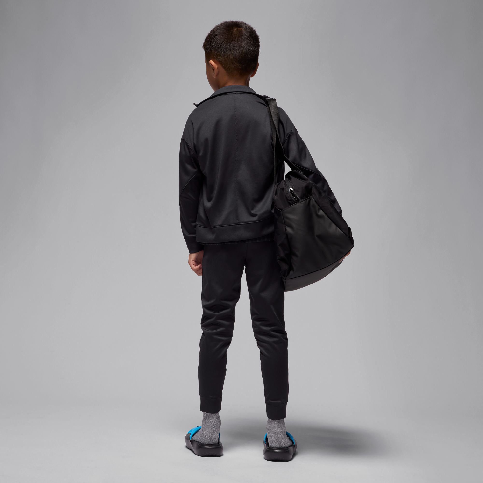 Paris Saint-Germain Strike Fourth image number 1