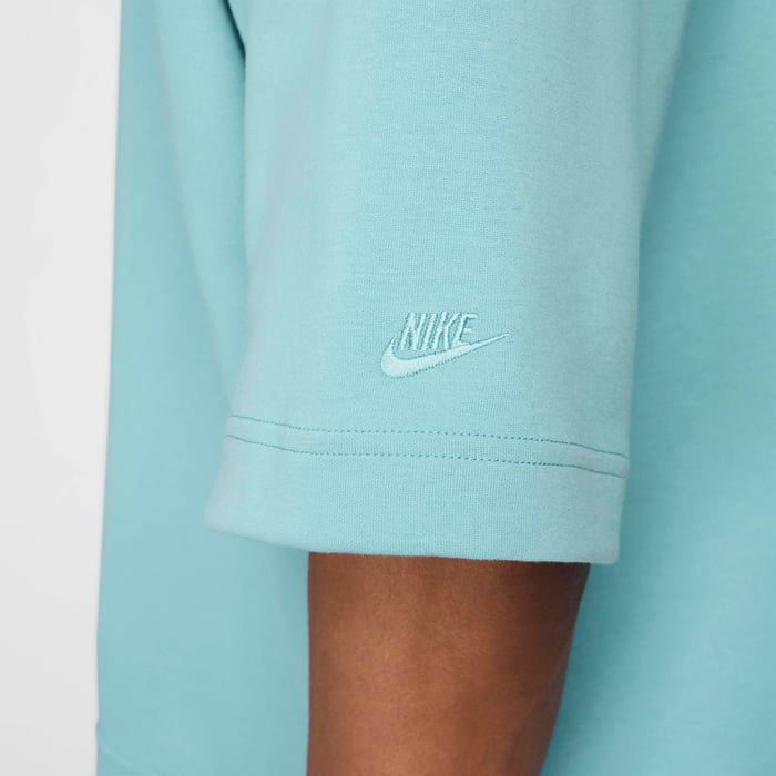 نايكي تك image number 4 نايكي تك image number 4