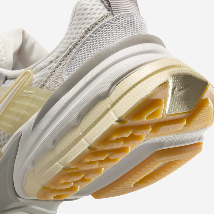 Nike V2K Run image number 7 Nike V2K Run image number 7