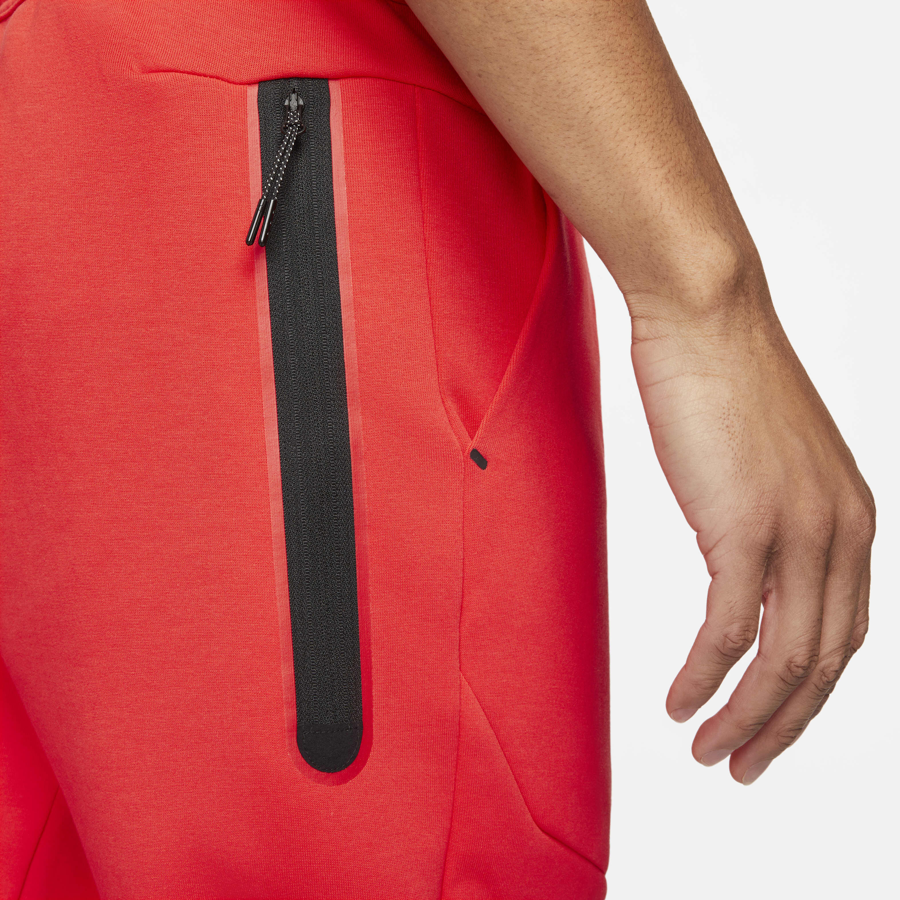 نايكي سبورتسوير تَك فليس image number 3