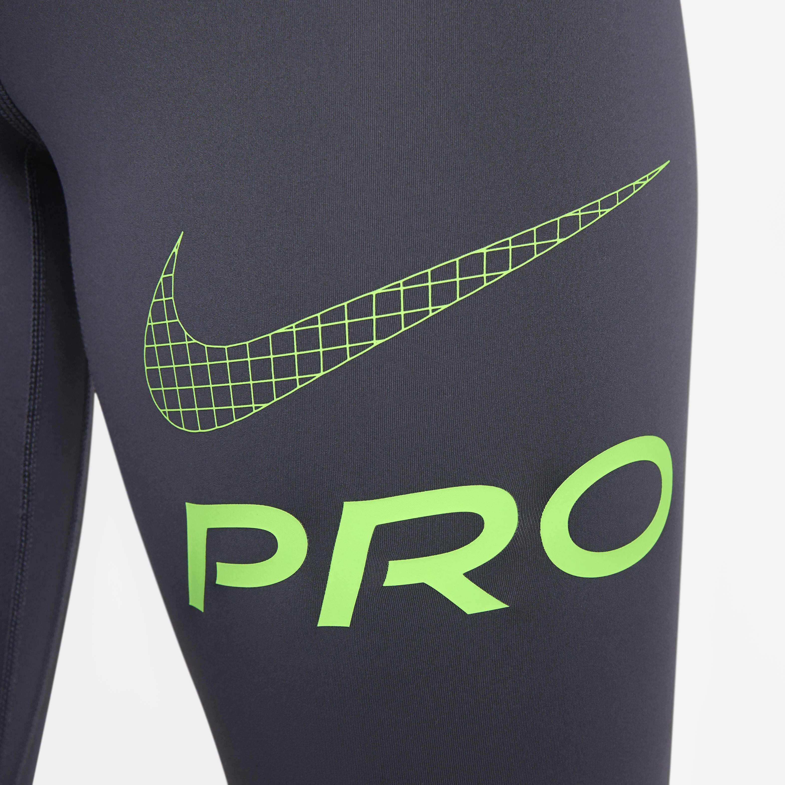 Nike Pro image number 5
