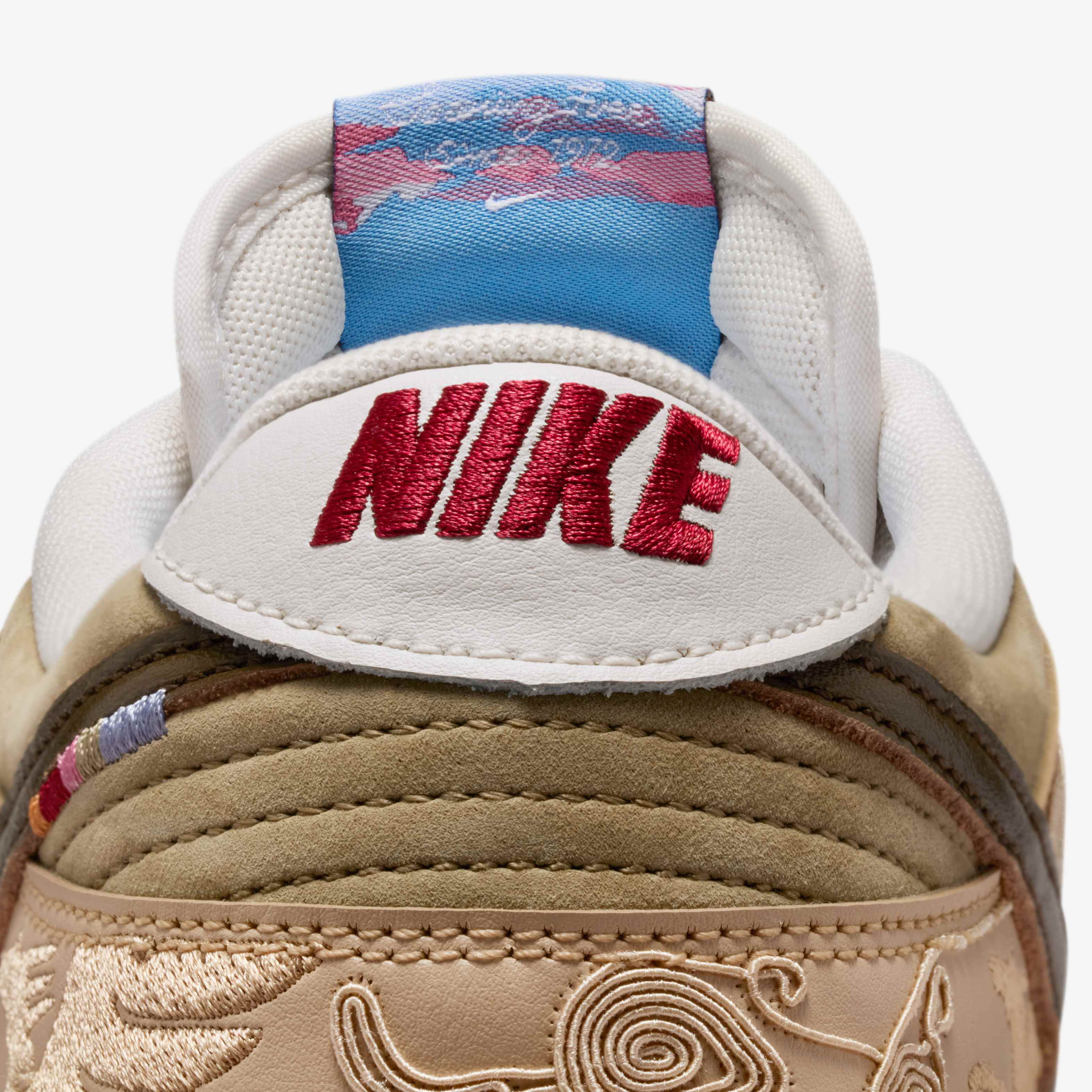 نايكي دانك لو SE image number 9