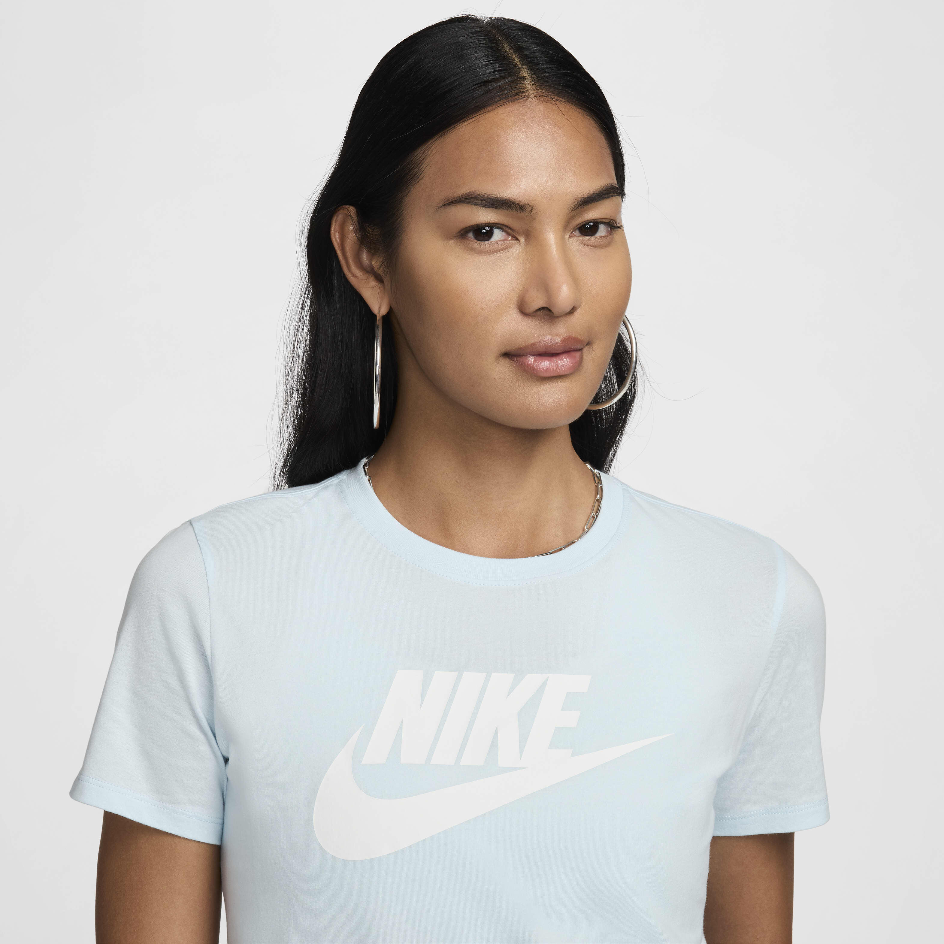 Nike medalist shirt womens top