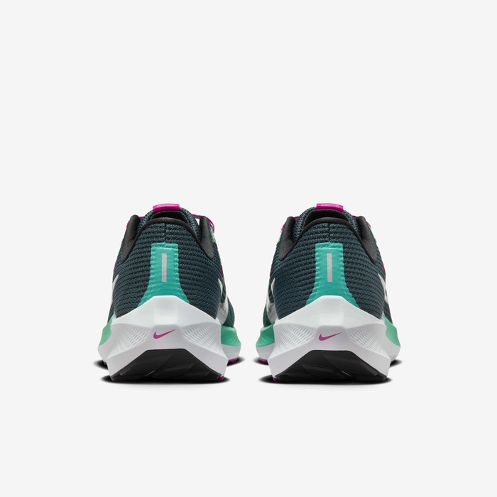 Nike Pegasus 40 image number 5 Nike Pegasus 40 image number 5