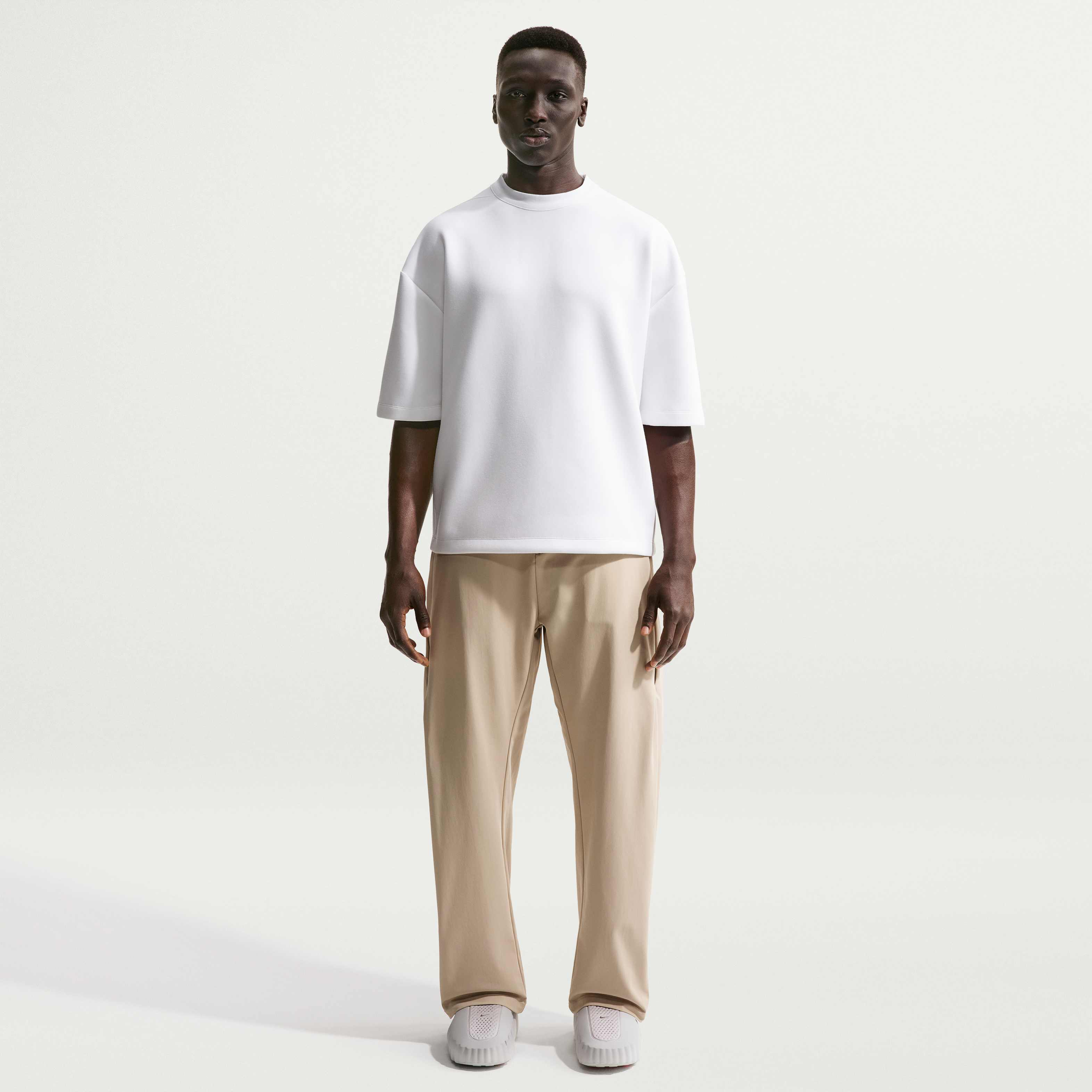 نايكي 24.7 امبوسبلي سوفت image number 3