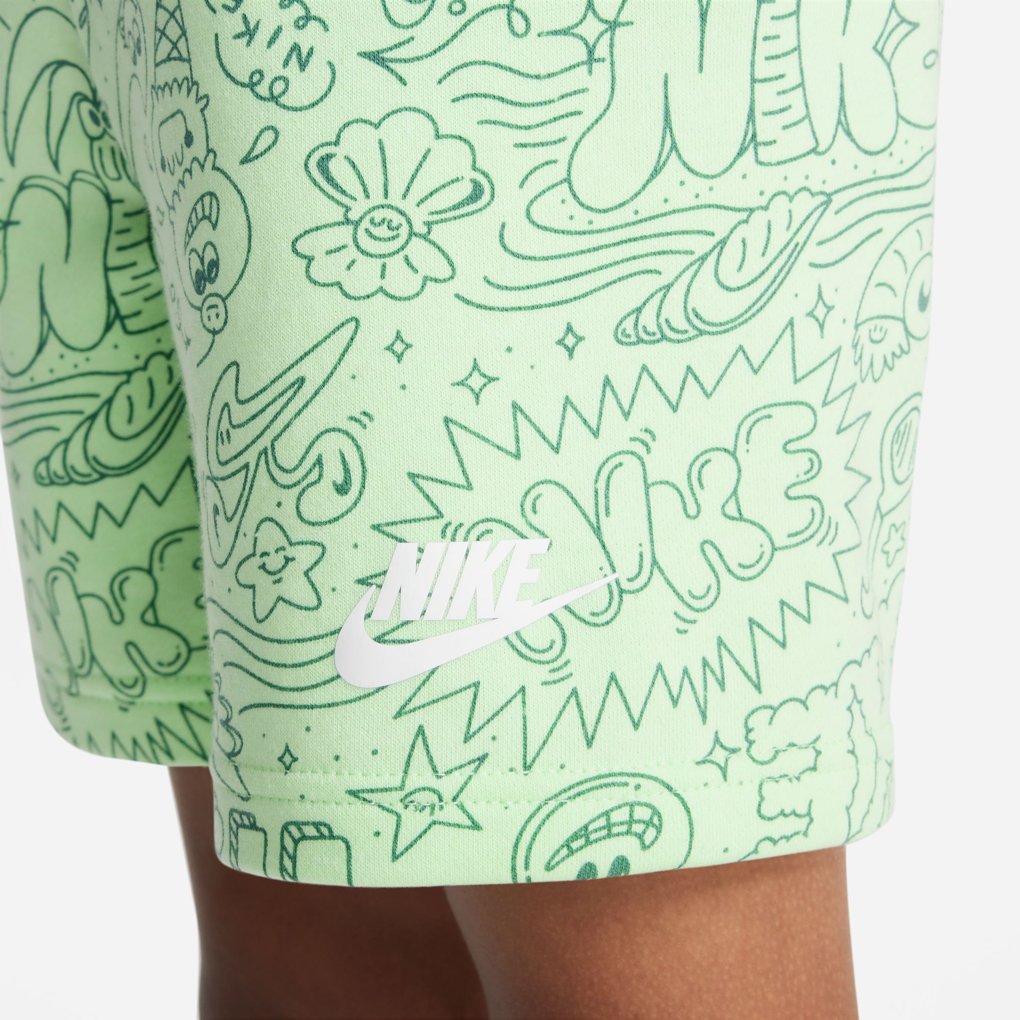 Nike Sportswear Create Your Own Adventure image number 5