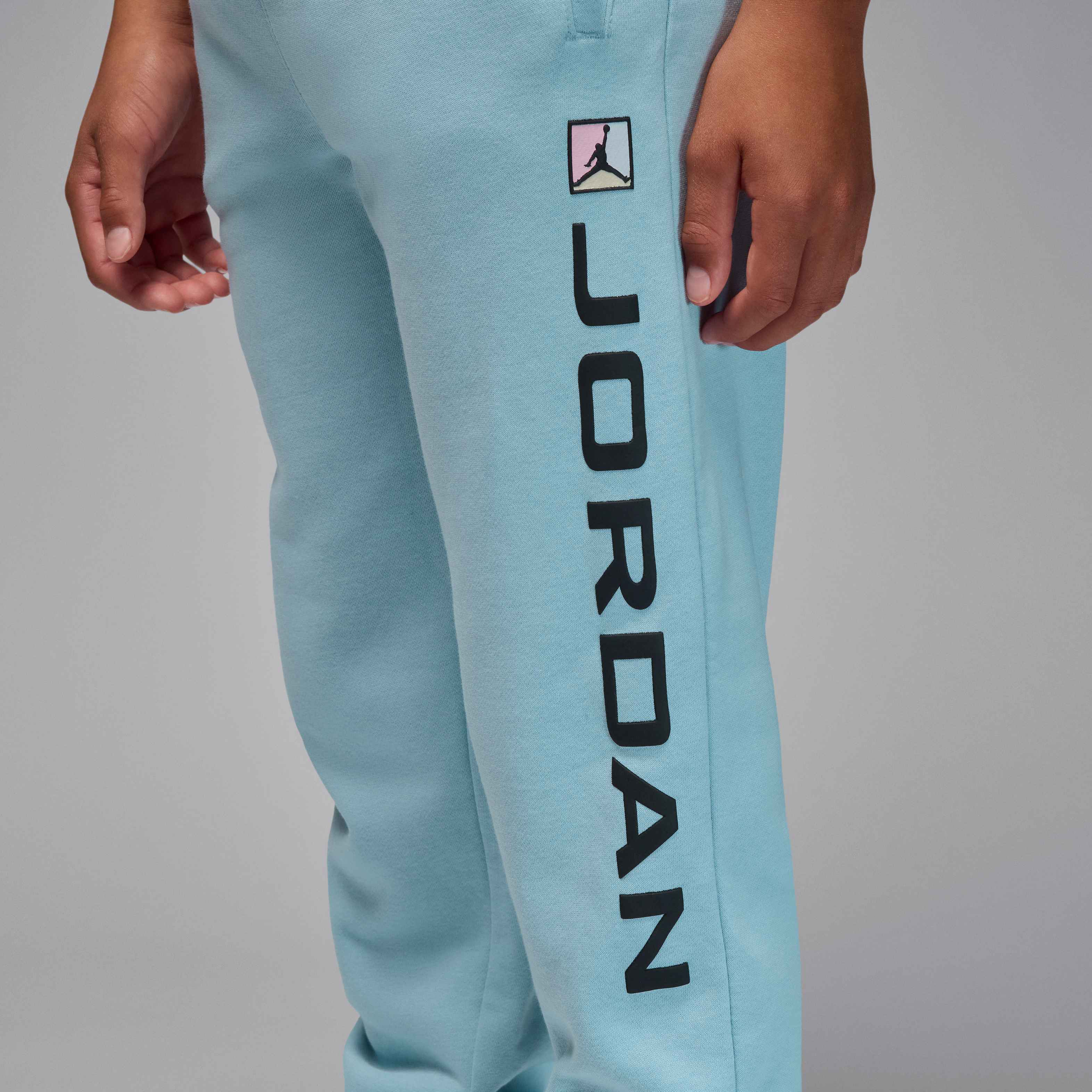 Jordan Essentials image number 4