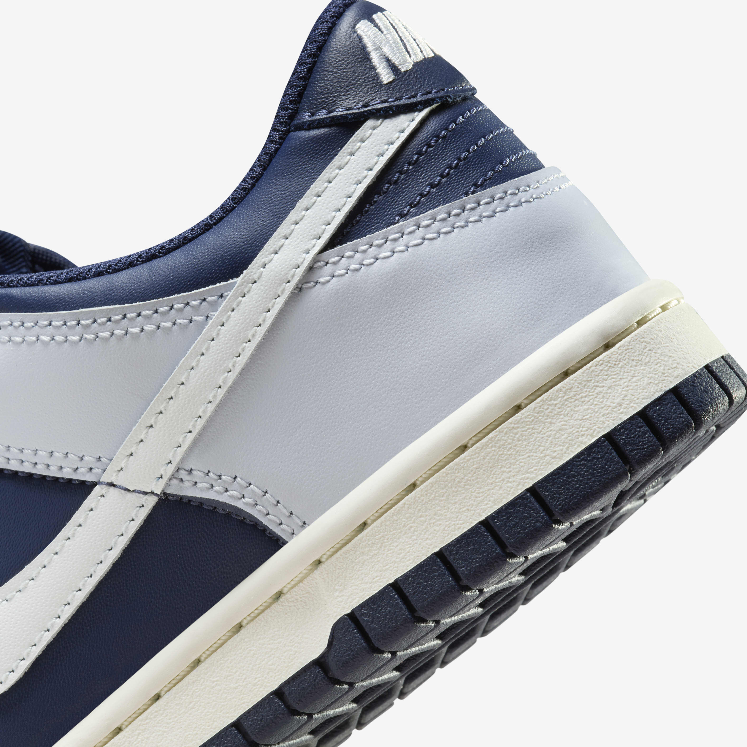 نايكي دانك لو image number 7