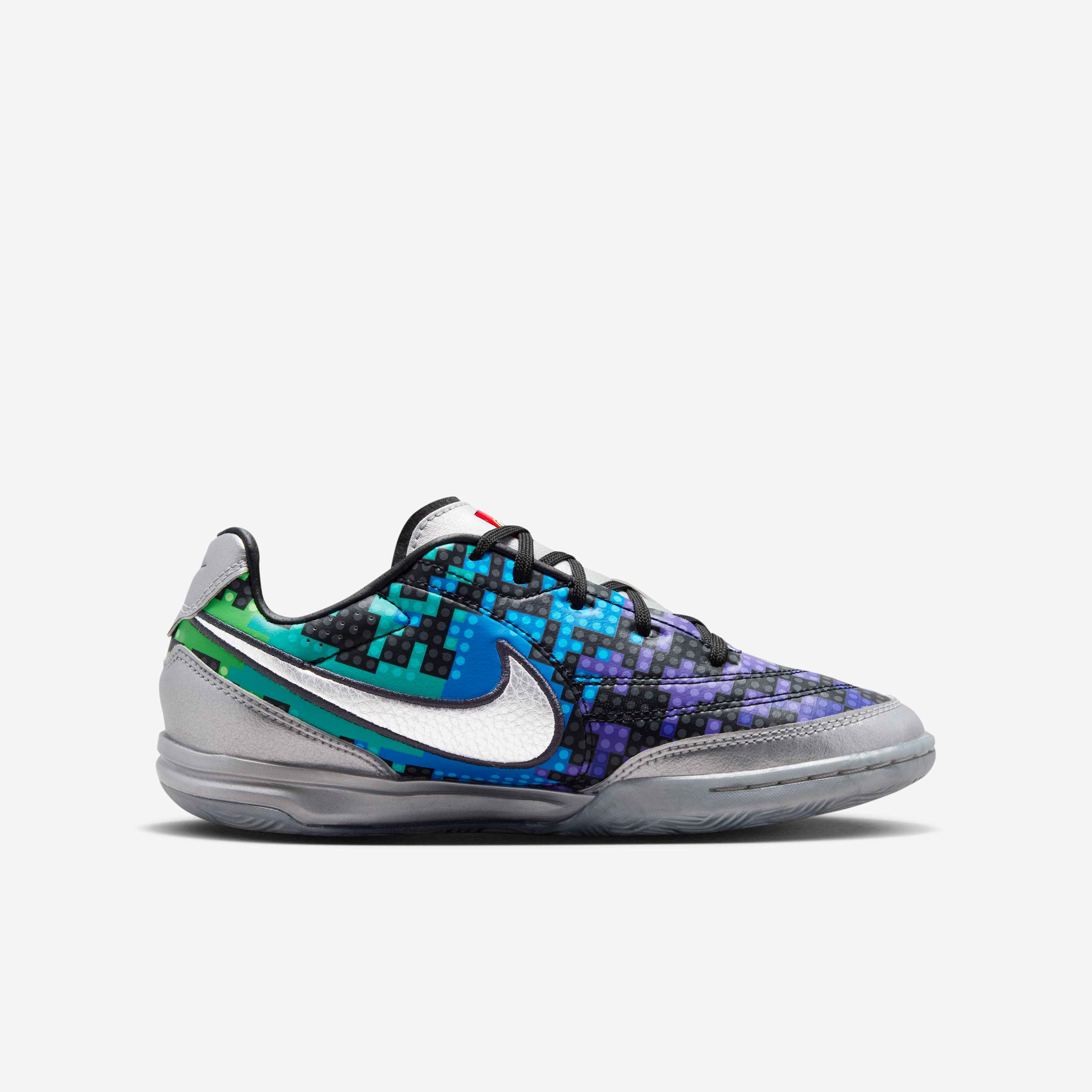 نايكي جونيور ستريتجاتو x ليغو كولكشن image number 15