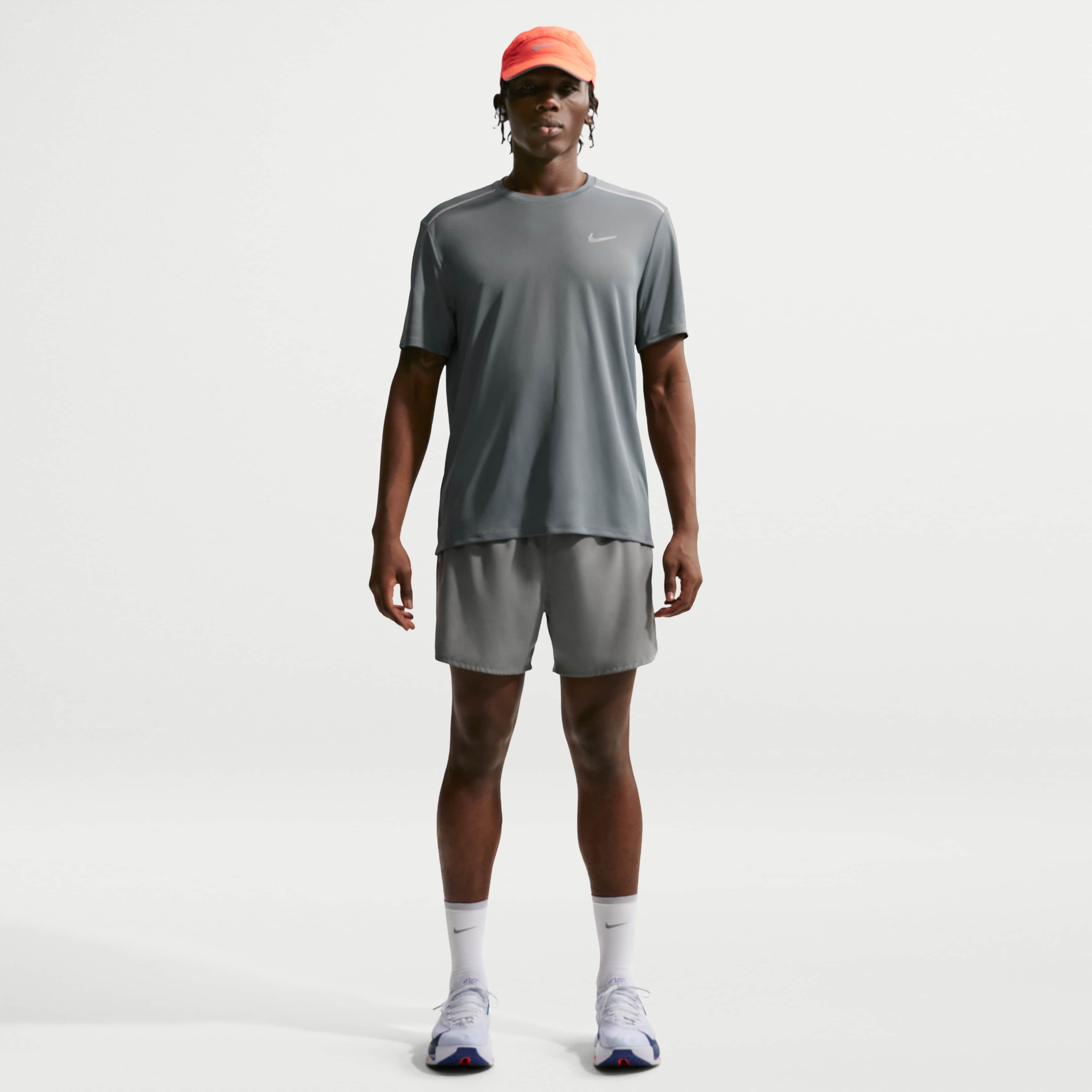 Nike Miler image number 3