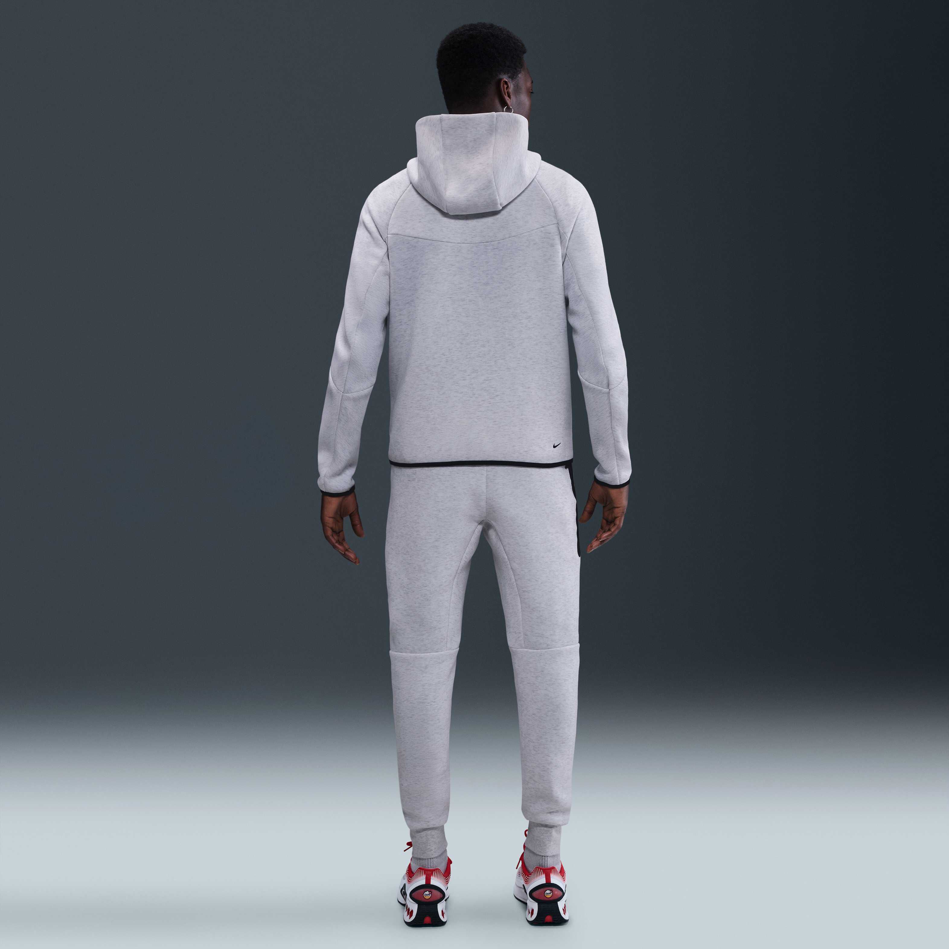 Nike Tech image number 4