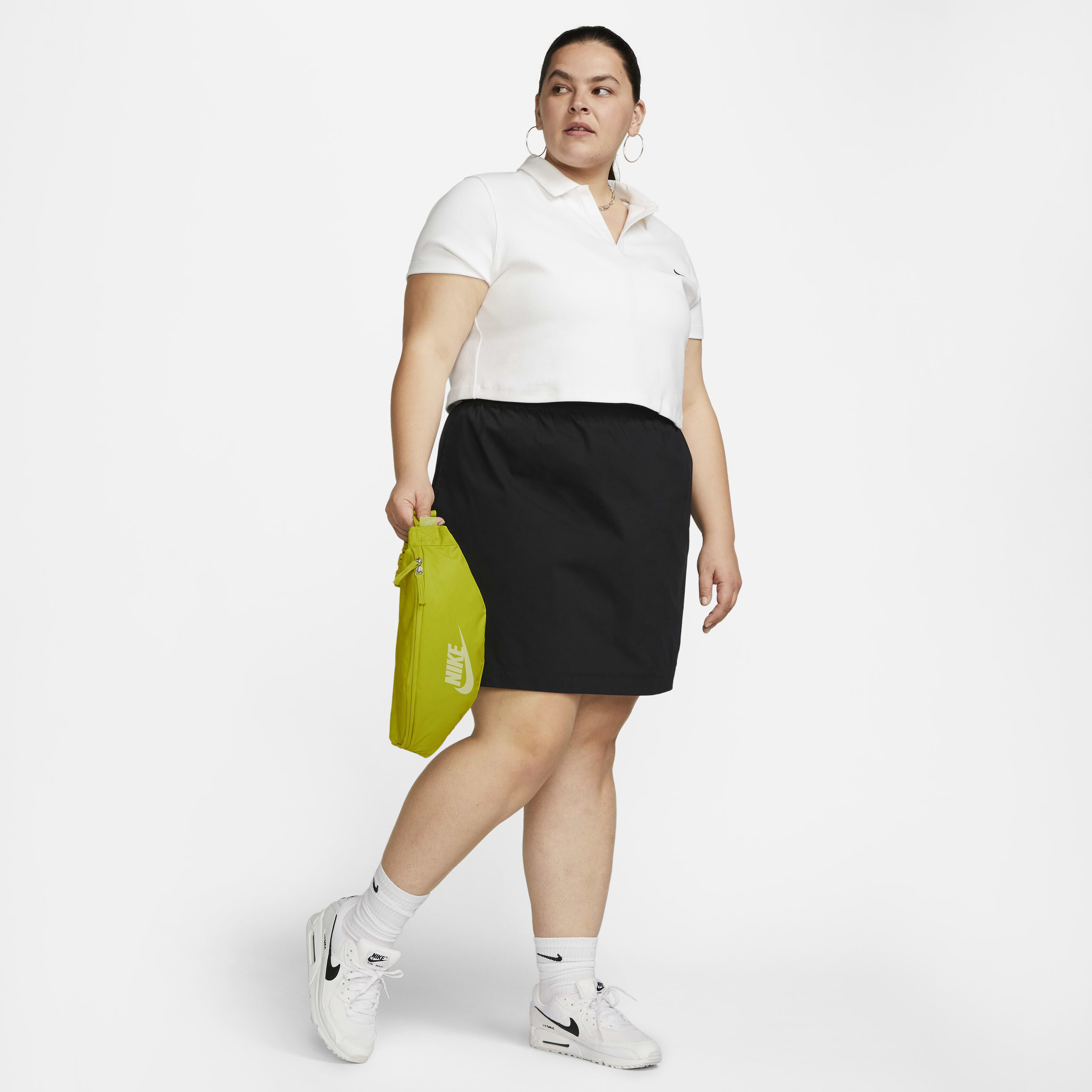 نايكي هيرتج image number 8