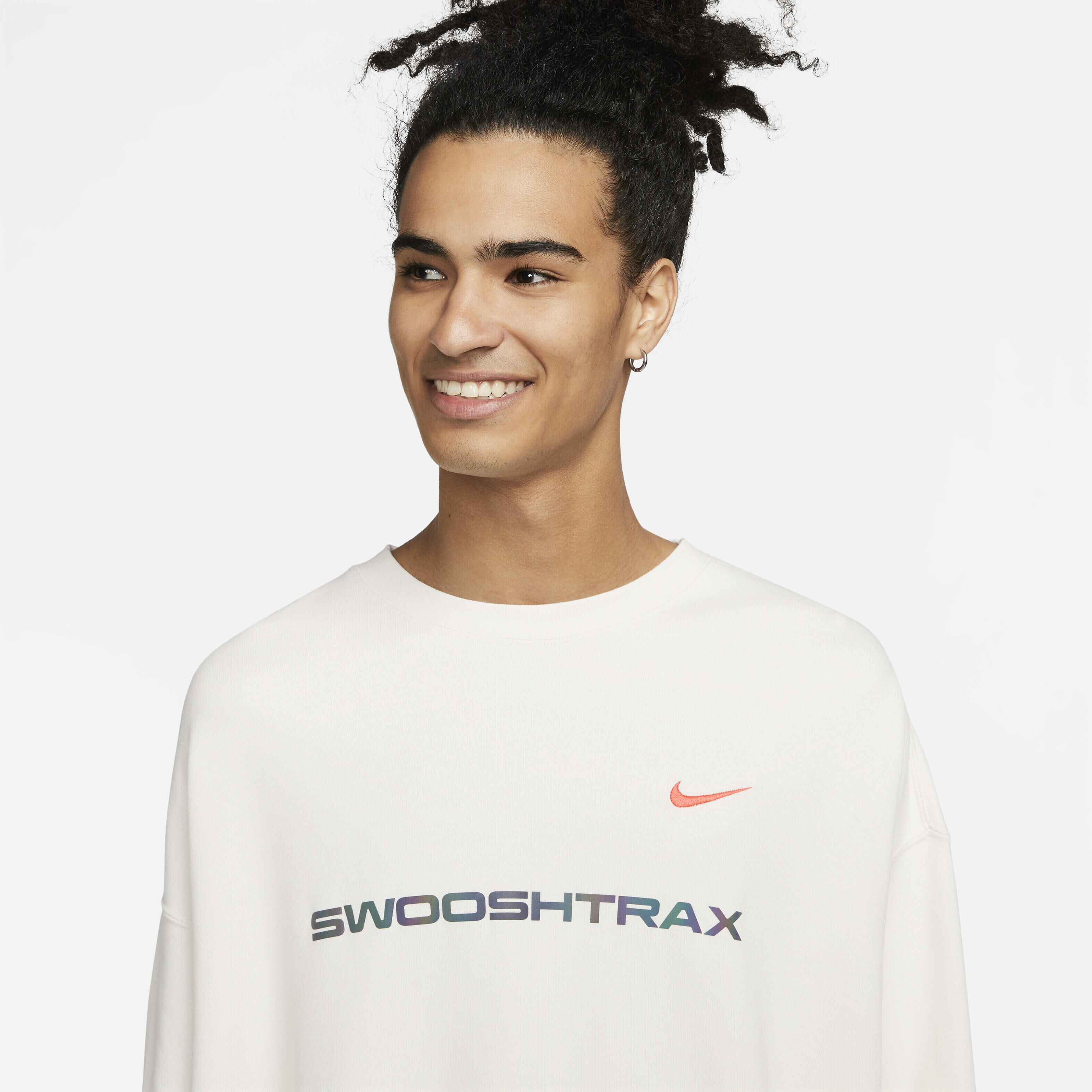 نايكي سبورتسوير تريند image number 2