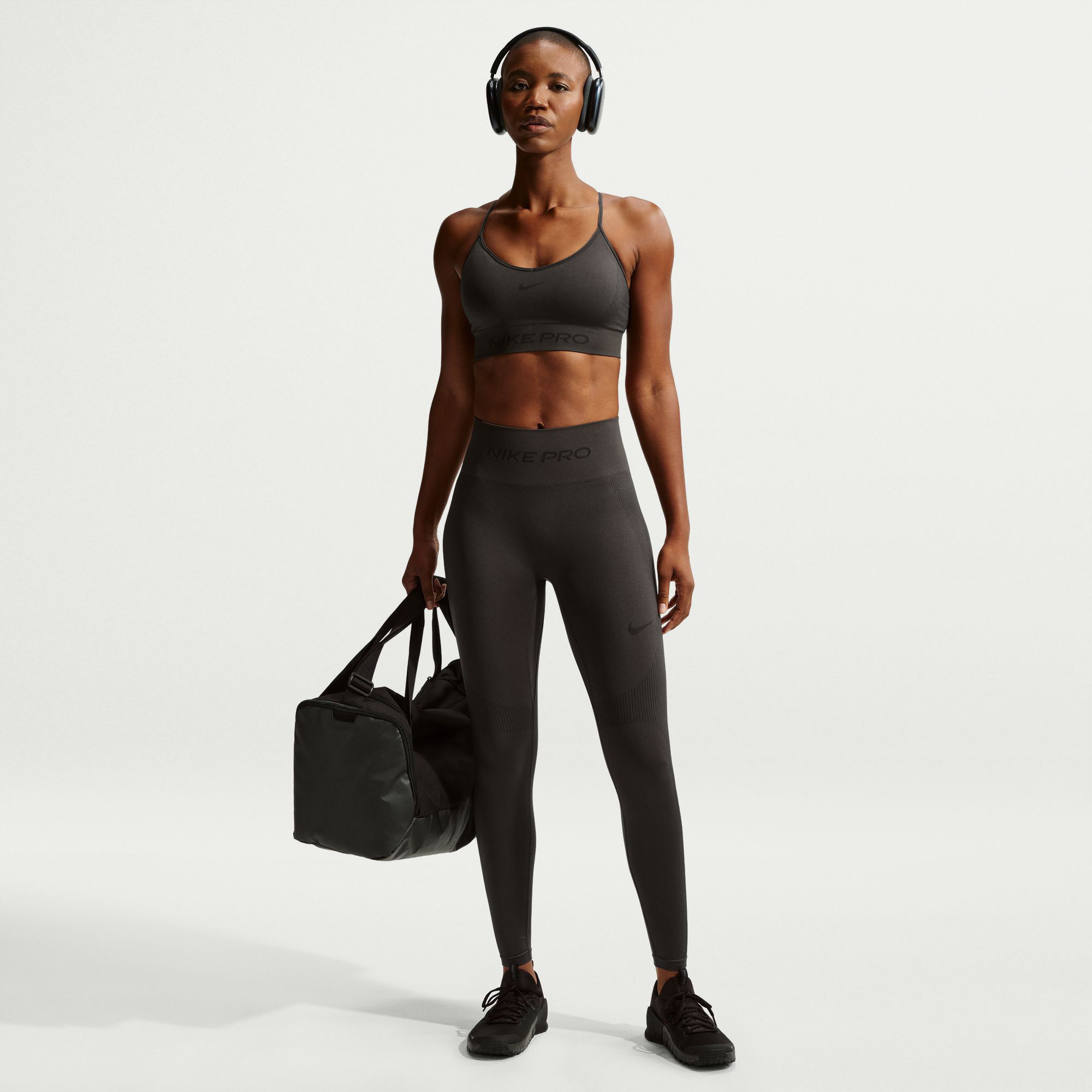 Nike Pro Seamless image number 0
