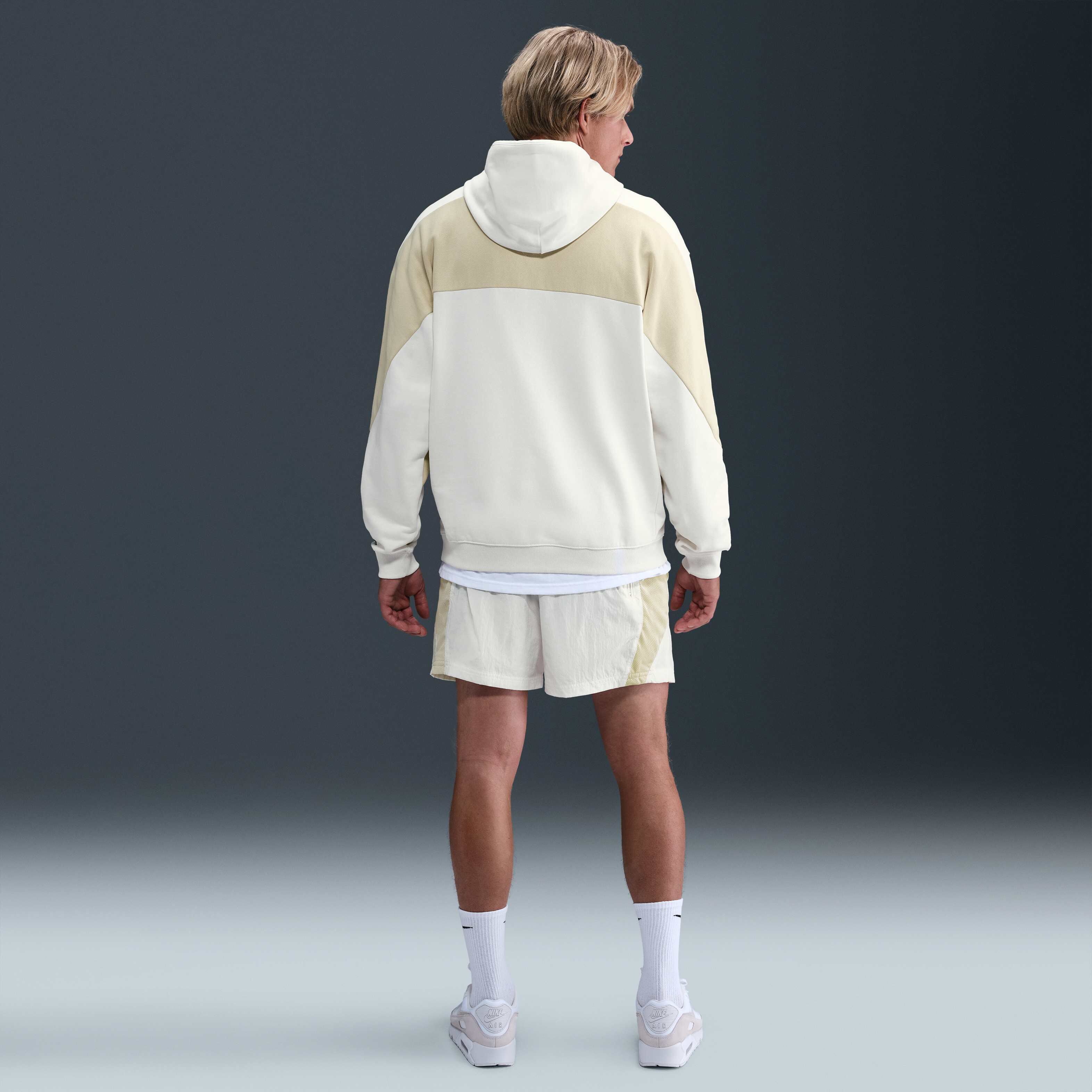 نايكي سبورتسوير اير image number 3