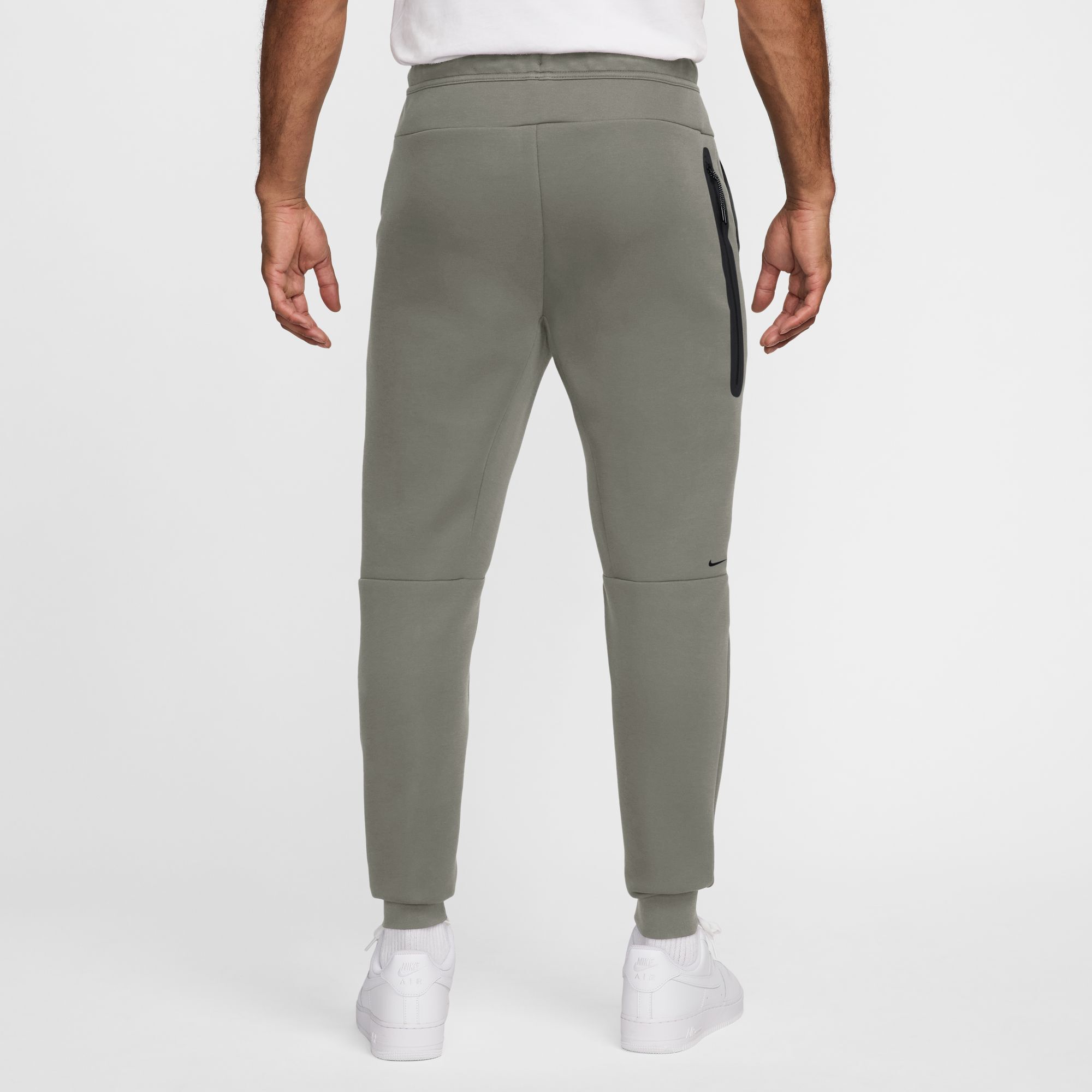 Nike Tech image number 1