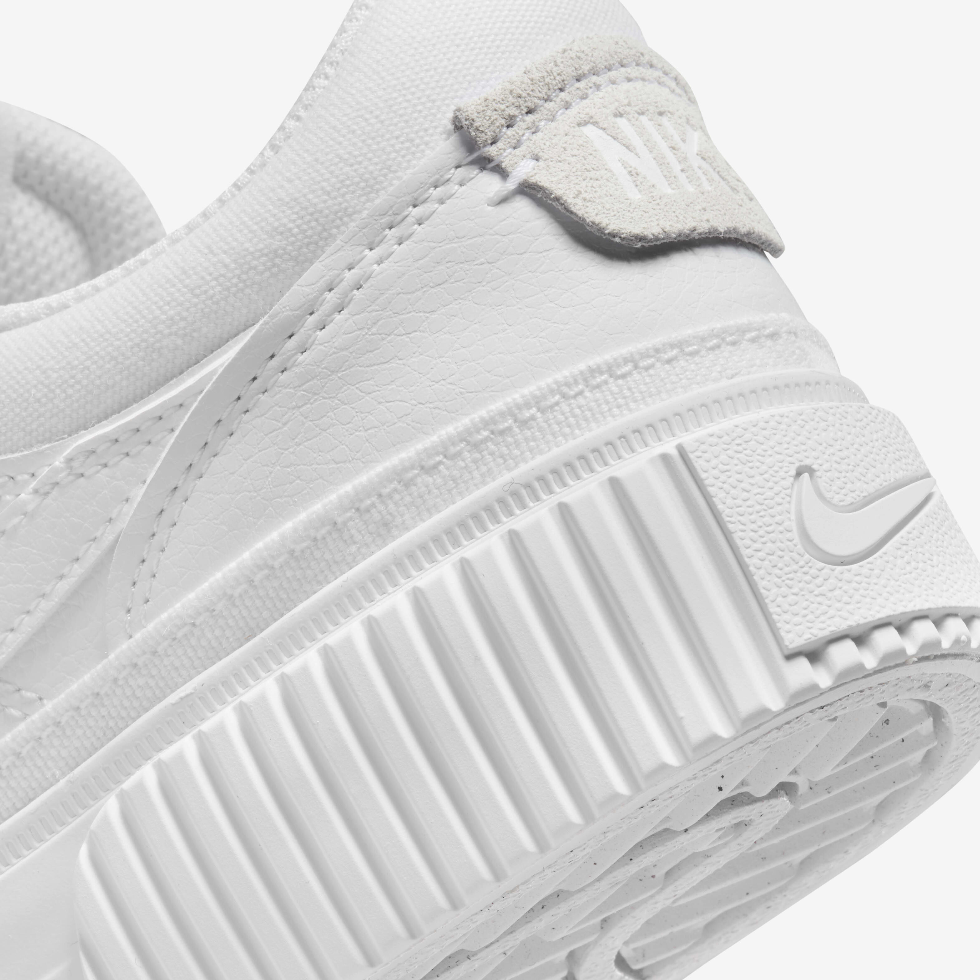 Nike Court Legacy Lift image number 8