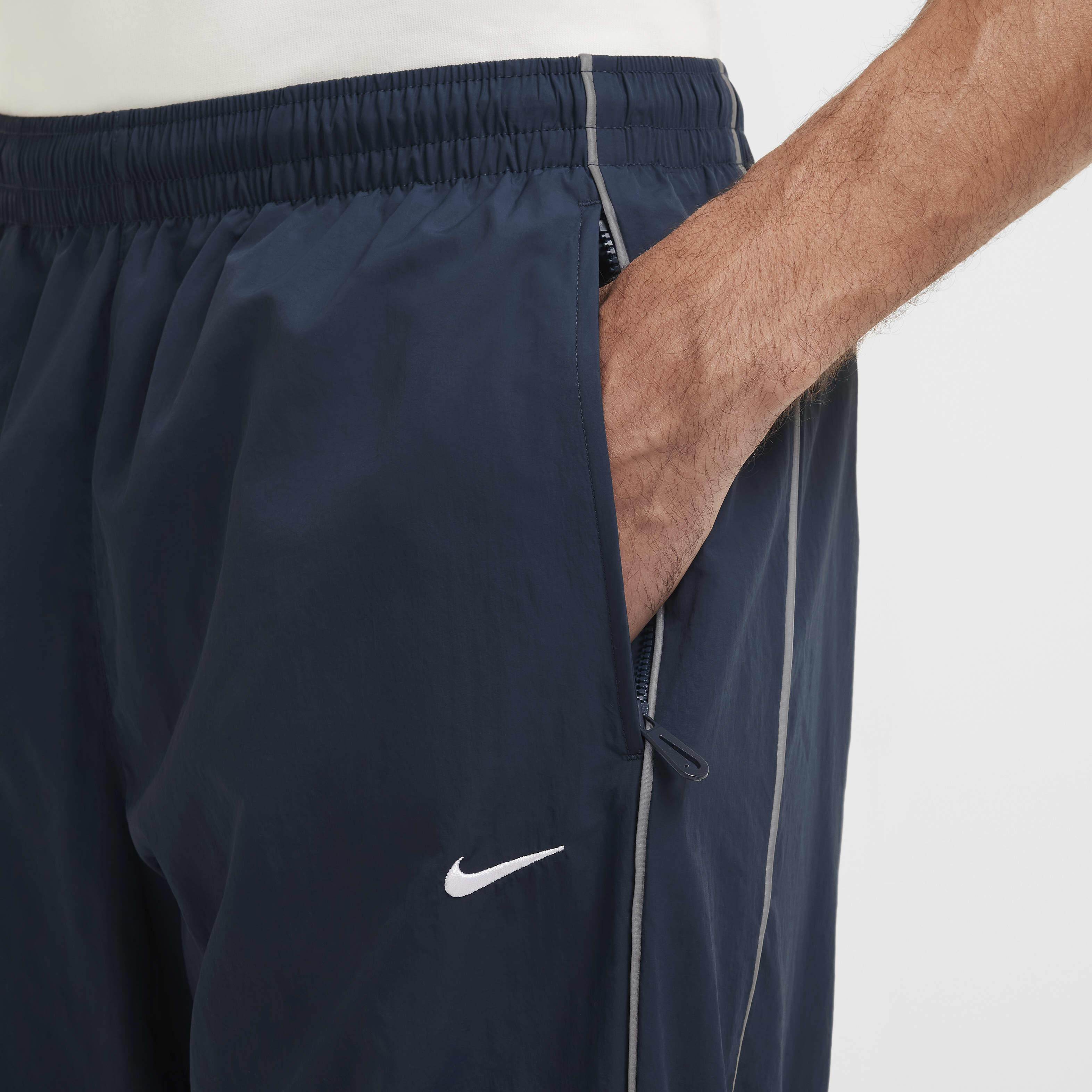 Buy Nike Solo Swoosh Men s Tracksuit Bottoms Armoury Navy White Nike Kuwait Official